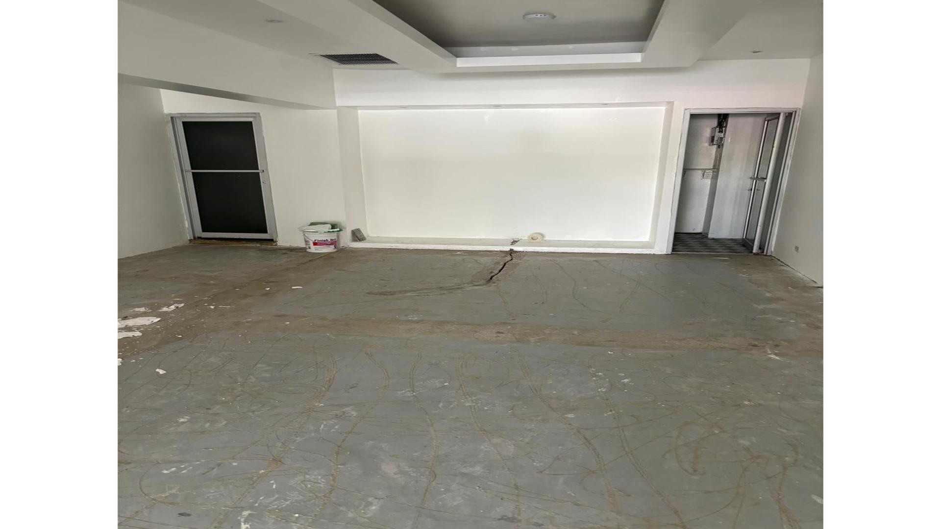 oficinas y locales comerciales - Alquiler Local Comercial Naco 1er Piso 136 Mts