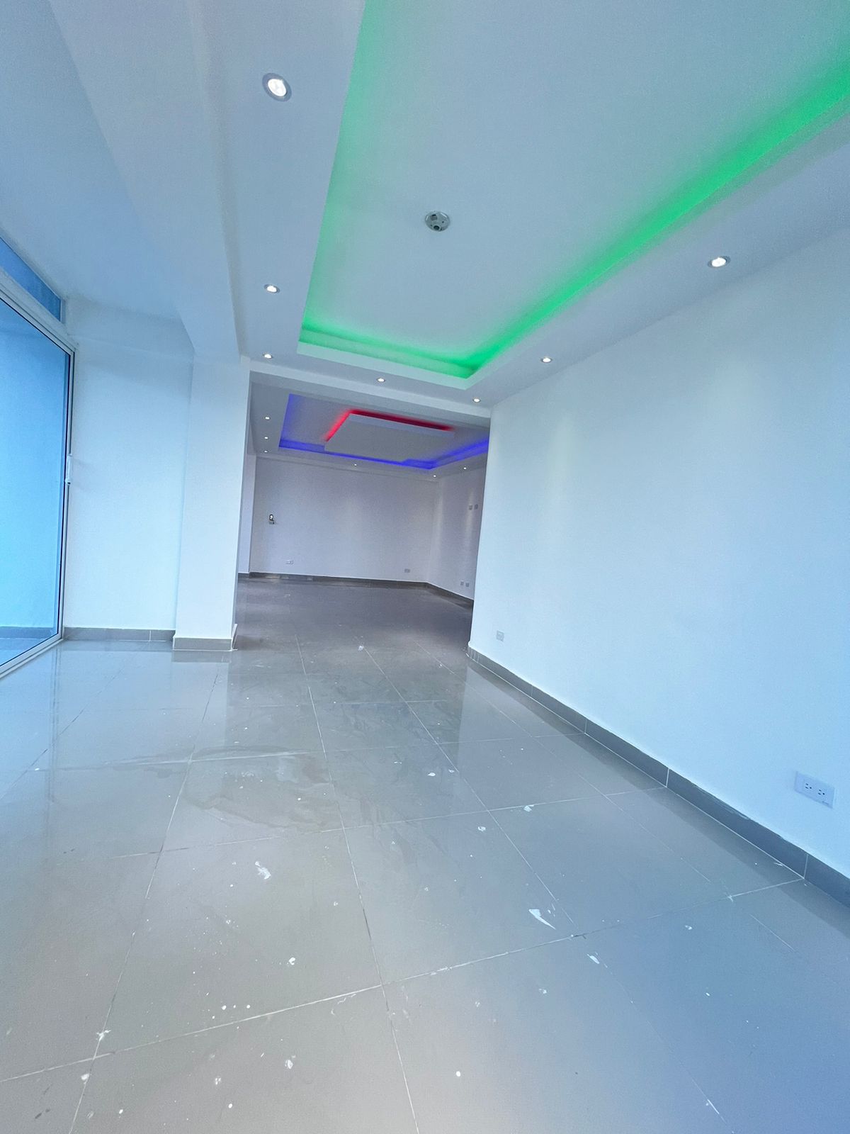 apartamentos - Venta de Apartamento en los Tres Ojos 2 Nivel  1