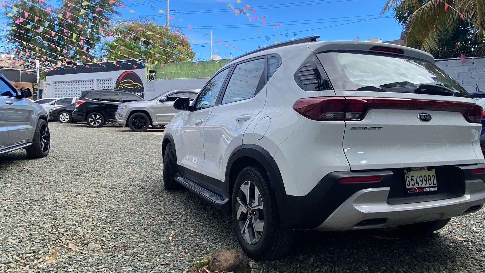 jeepetas y camionetas - Kia Sonet 2022
Con Garantia  3
