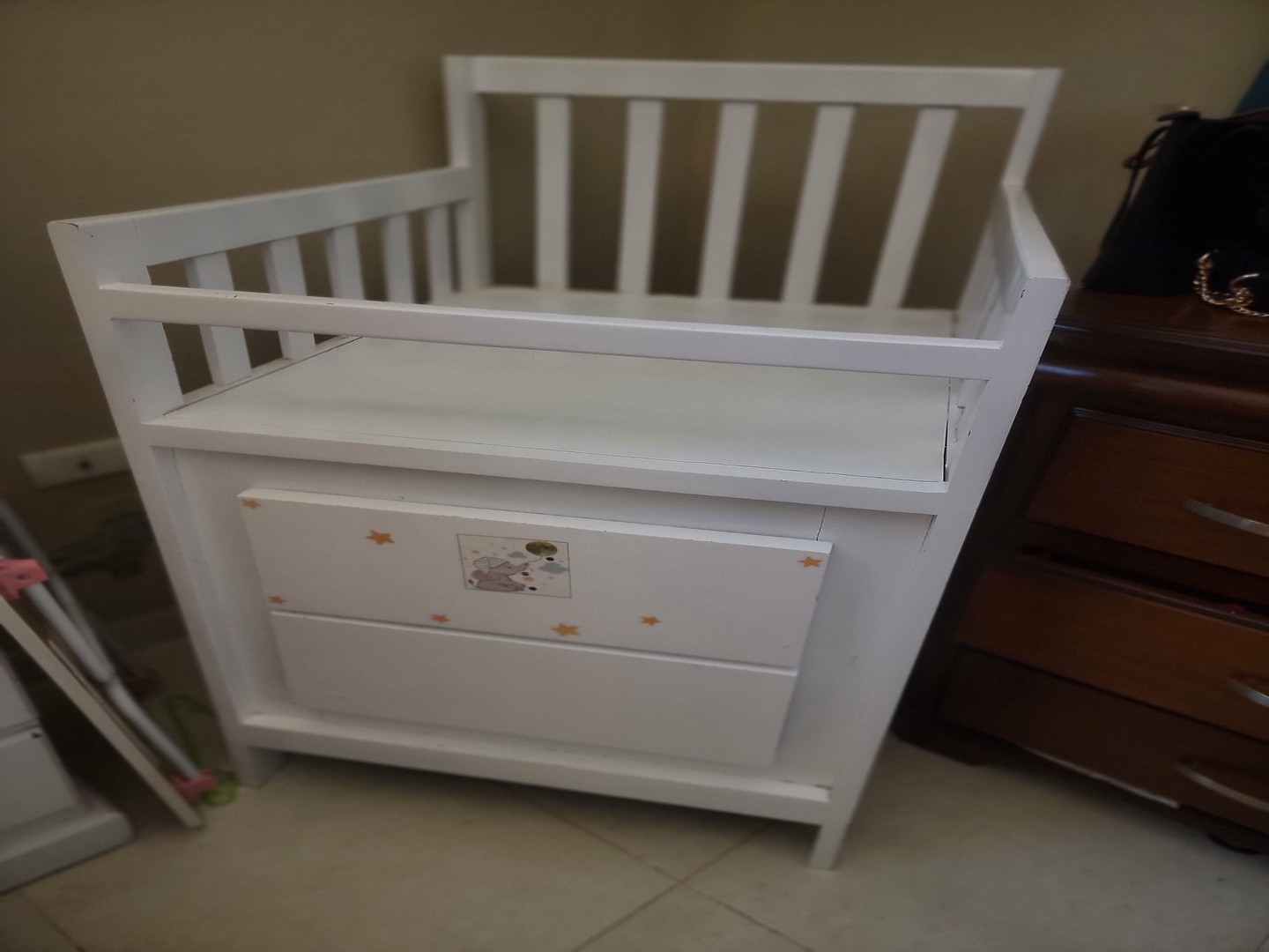 muebles - Cuna con su  cambiador como nueva  1