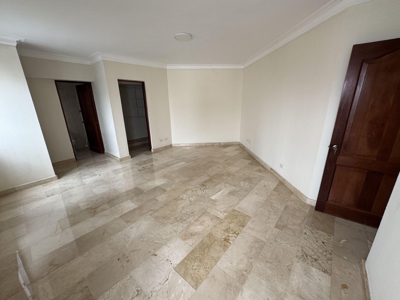 apartamentos - Apartamento en venta en URB. Real 9
