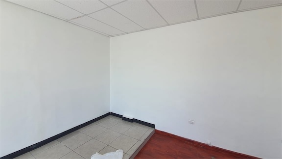 oficinas y locales comerciales - Local comercial Prados 2