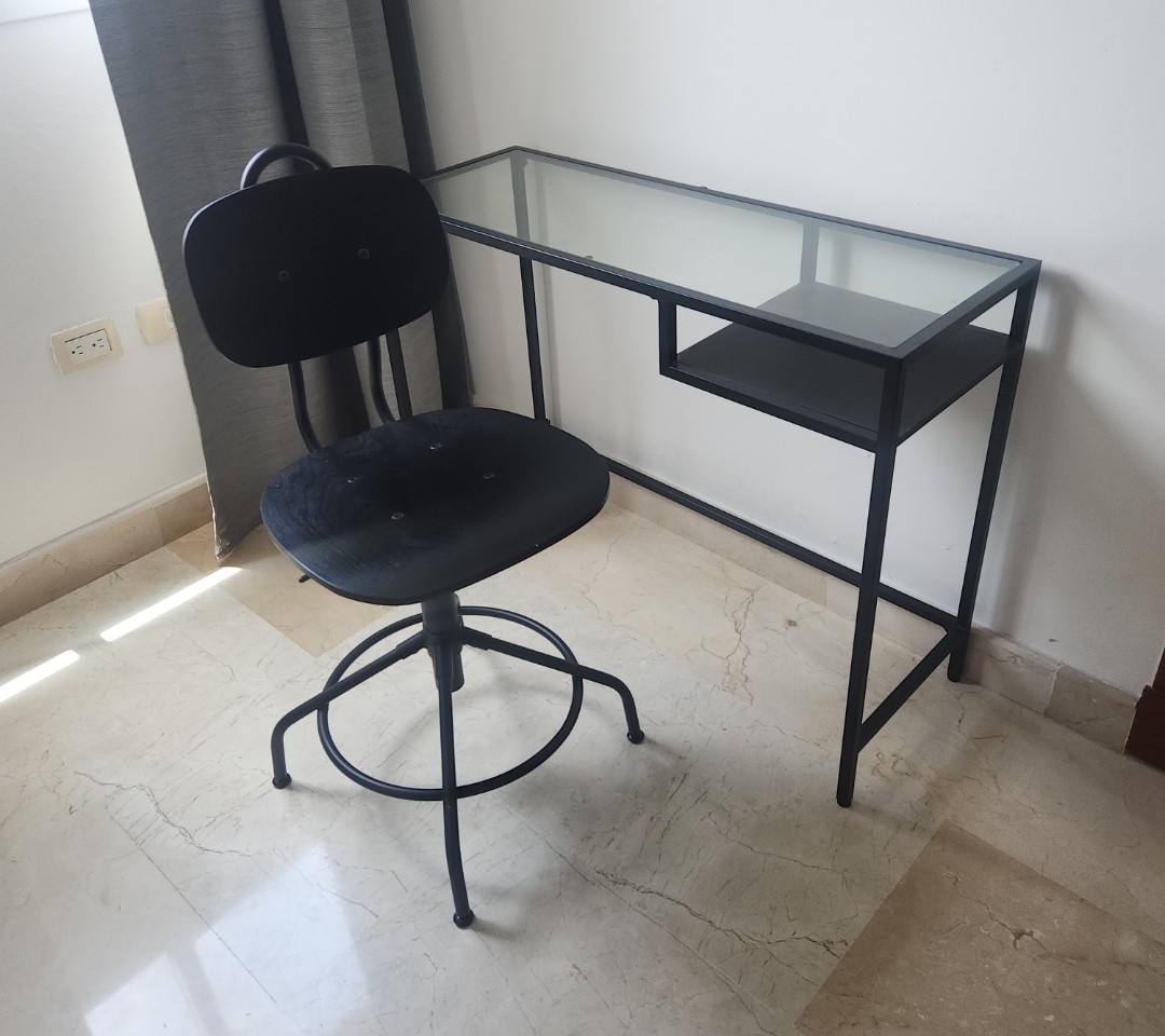 muebles y colchones - Escritorio tocador con su silla 2