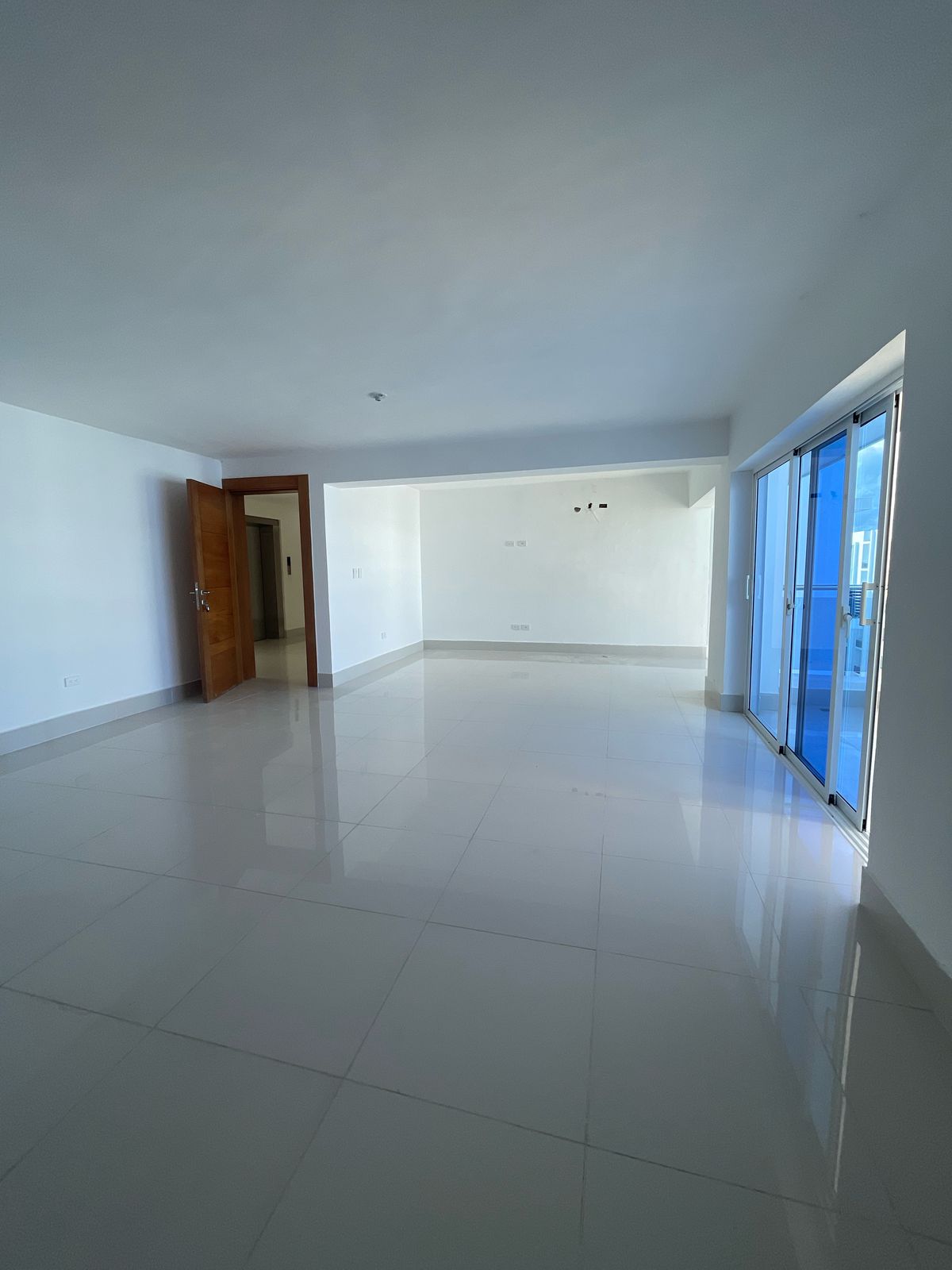 apartamentos - rento 7mo piso cerro altos  3