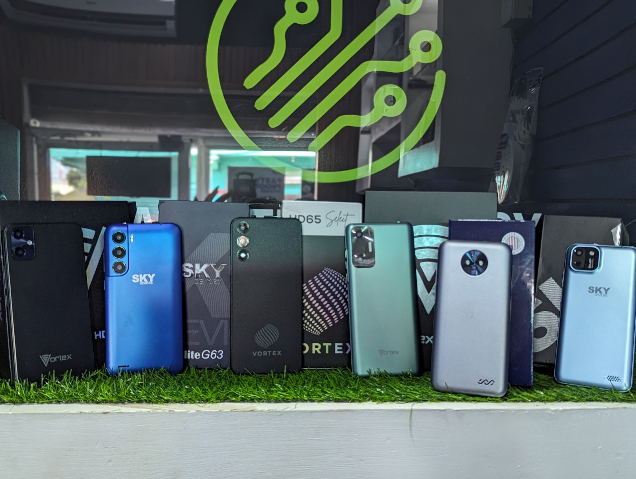 celulares y tabletas - Variedad de celulares Vortex Buenos y económico  3