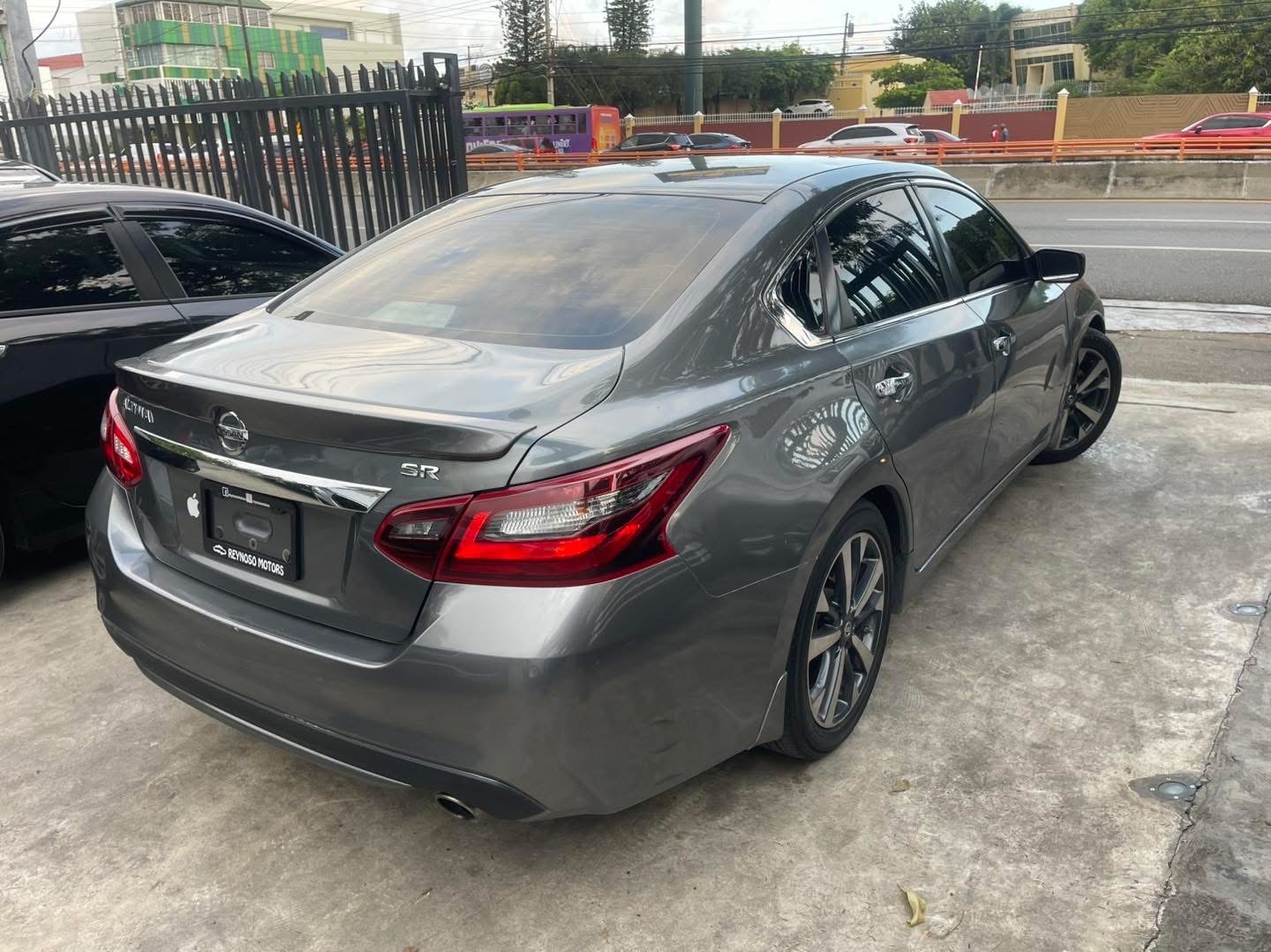 carros - NISSAN ALTIMA SR 2017 2