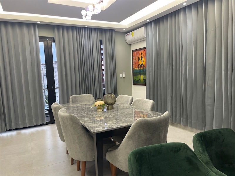 apartamentos - Apartamento en piso alto de venta en La Esmeralda 2