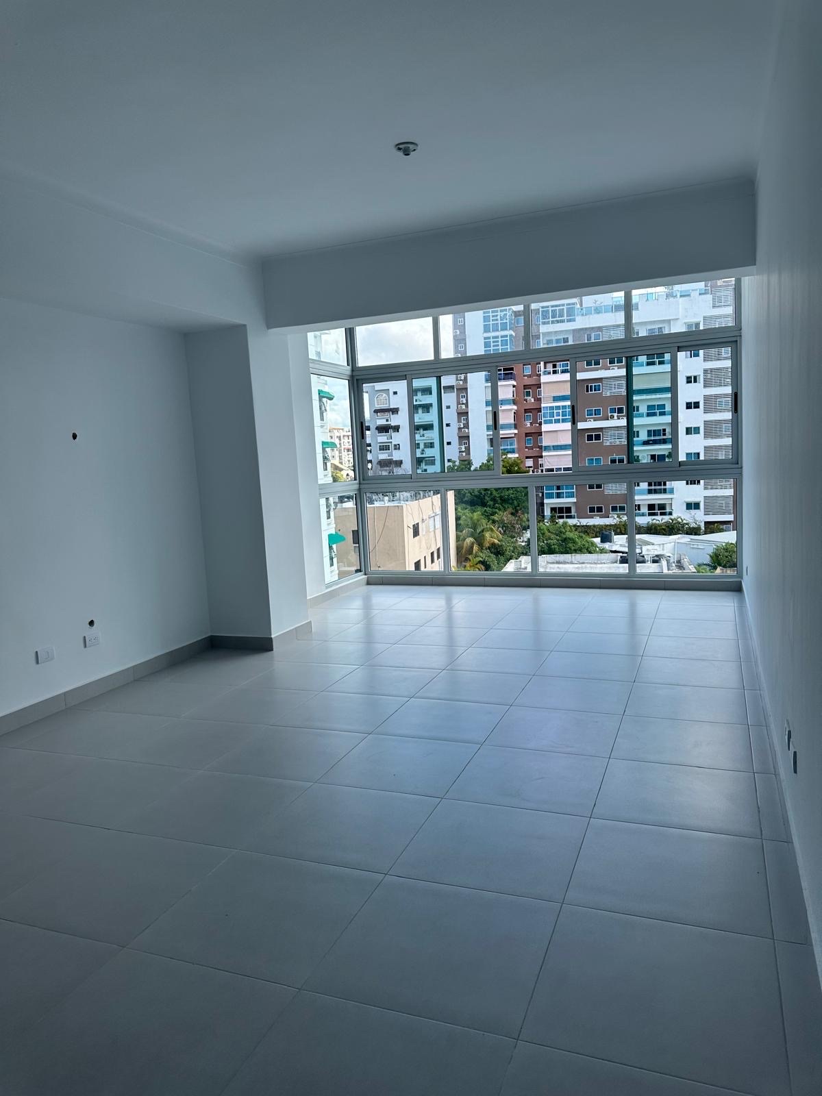 apartamentos - Alquiler Torre Nueva, en Bella Vista.