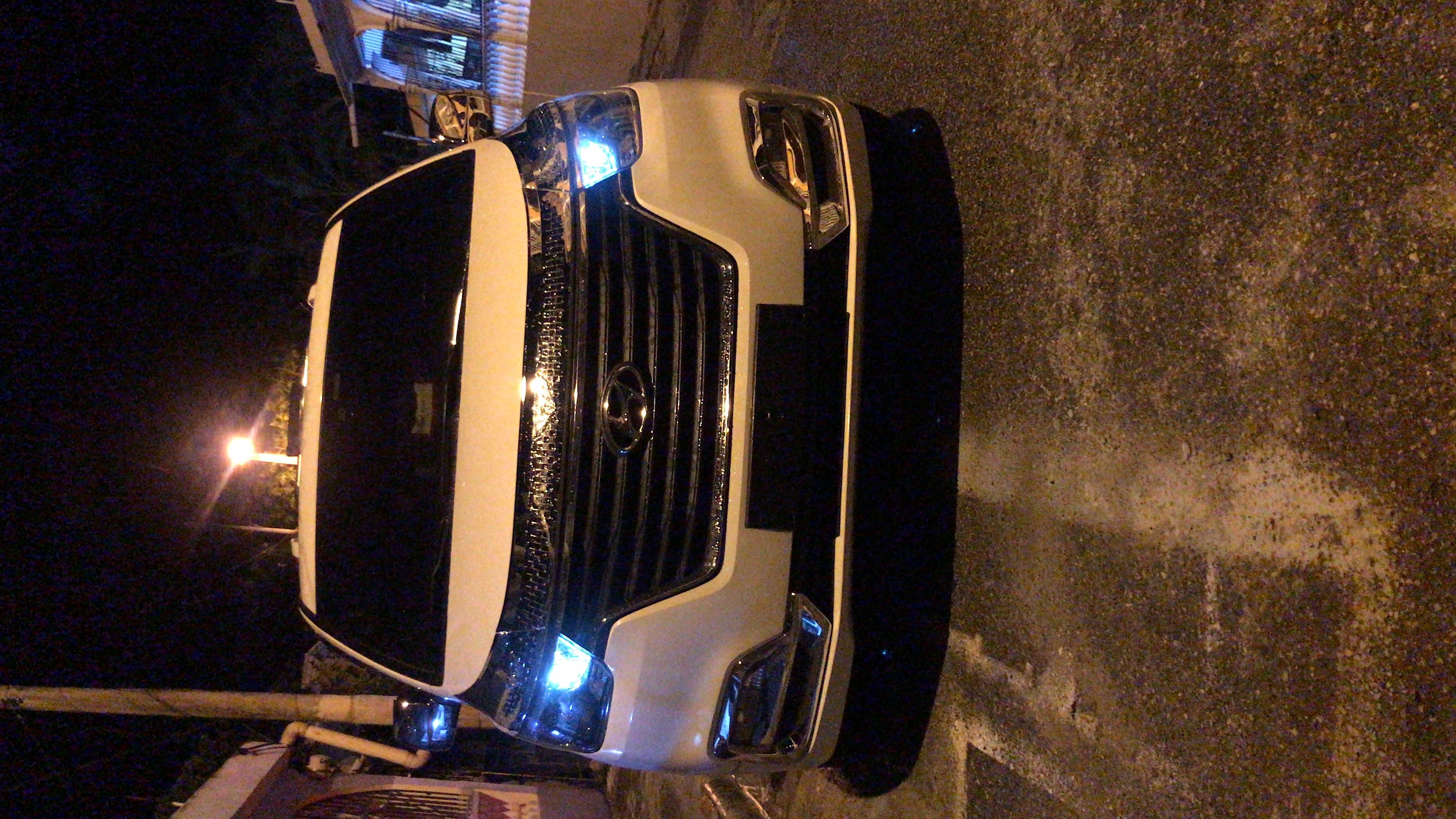 jeepetas y camionetas - Hyundai grand starex traspasó 