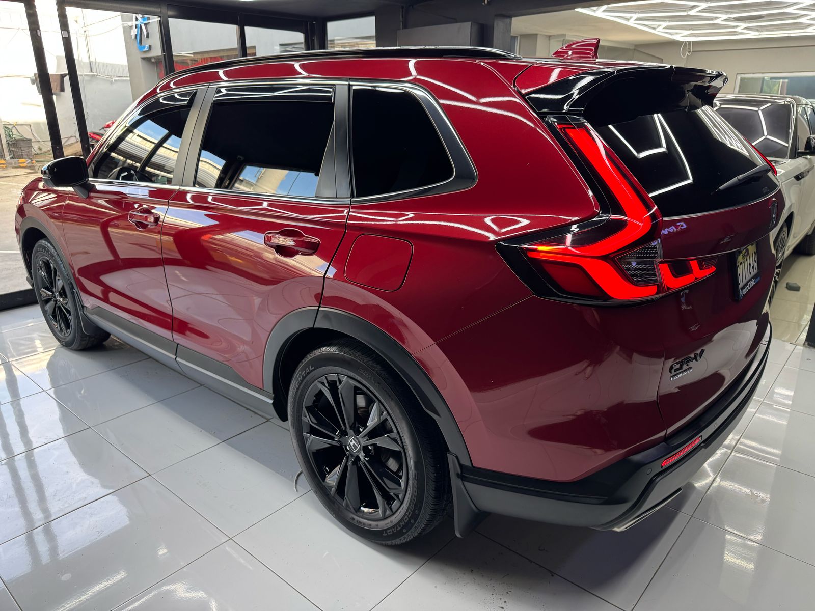jeepetas y camionetas - Honda crv touring 2023 híbrida  3