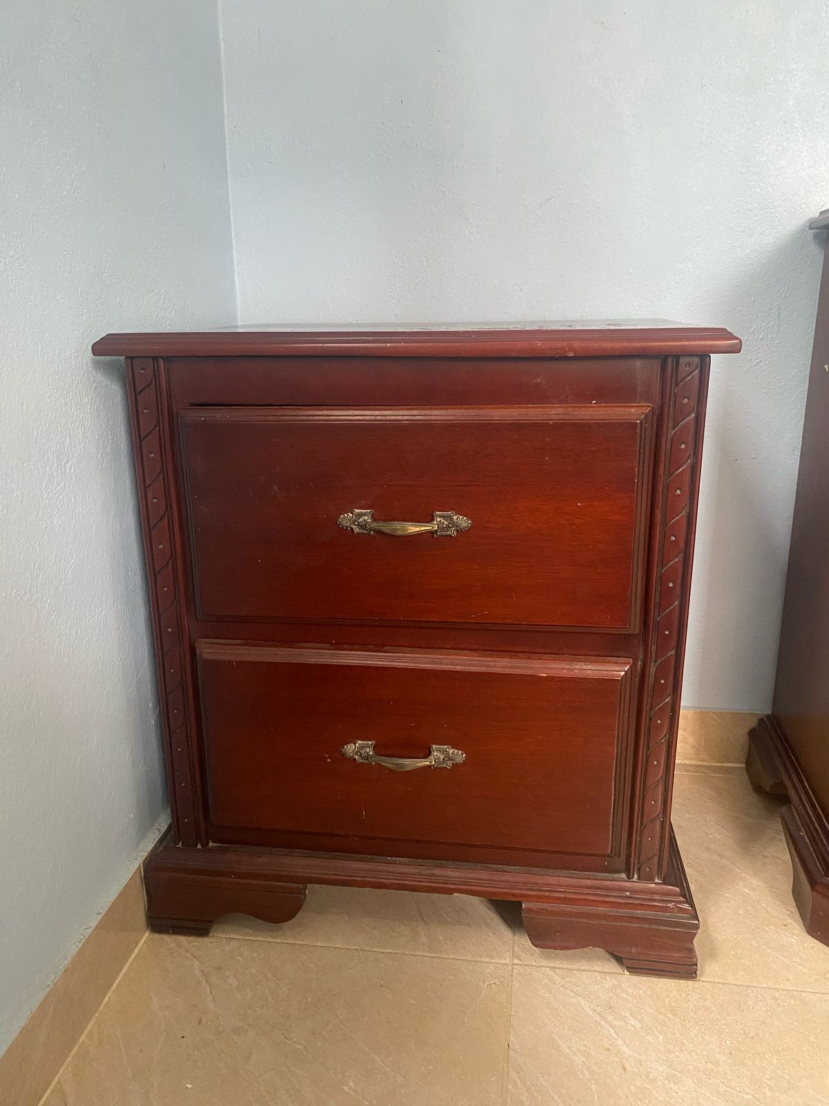 muebles y colchones - GAVETERO EN CAOBA 0