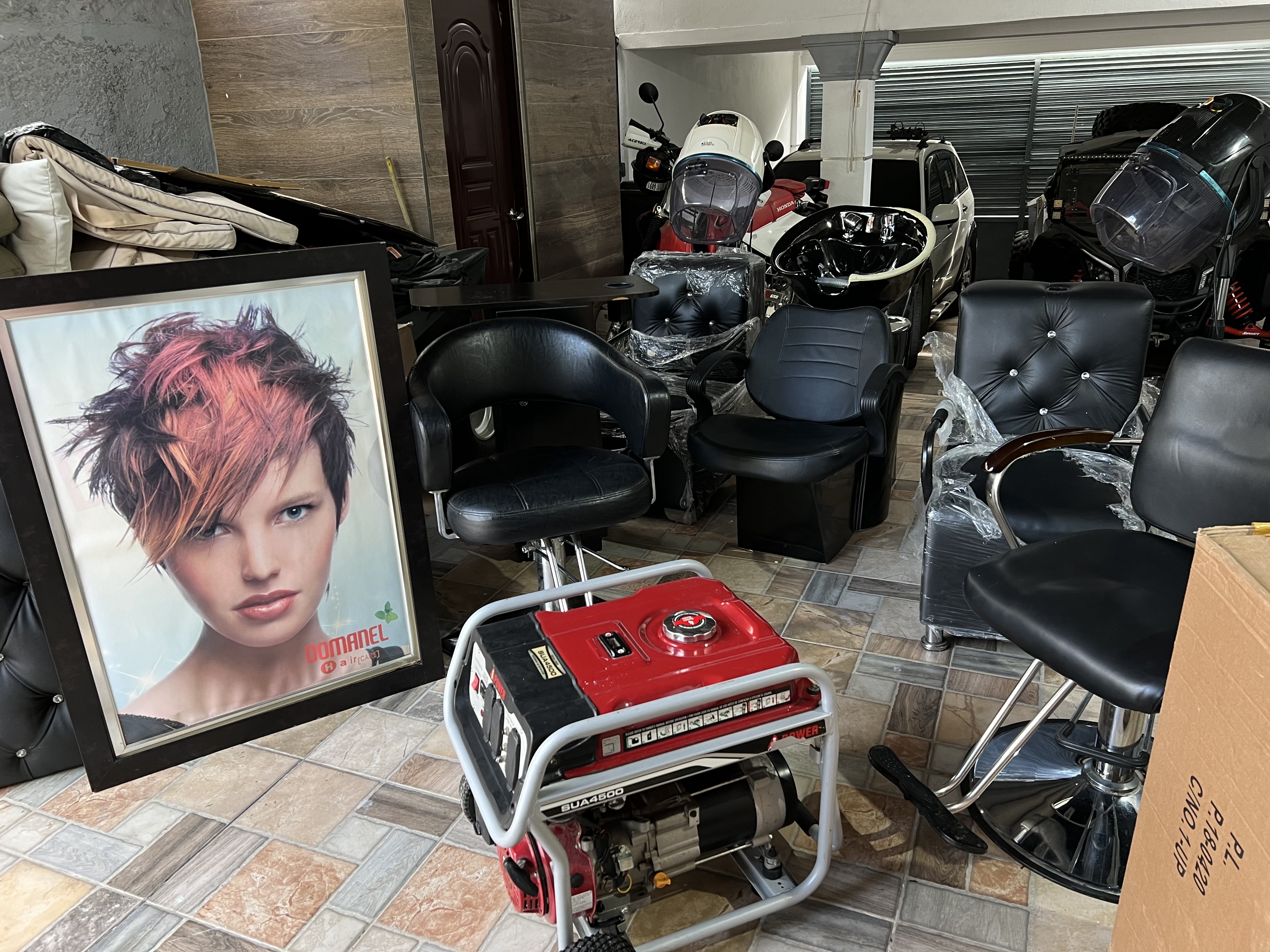 negocios en venta - Equipos de salón de belleza  0