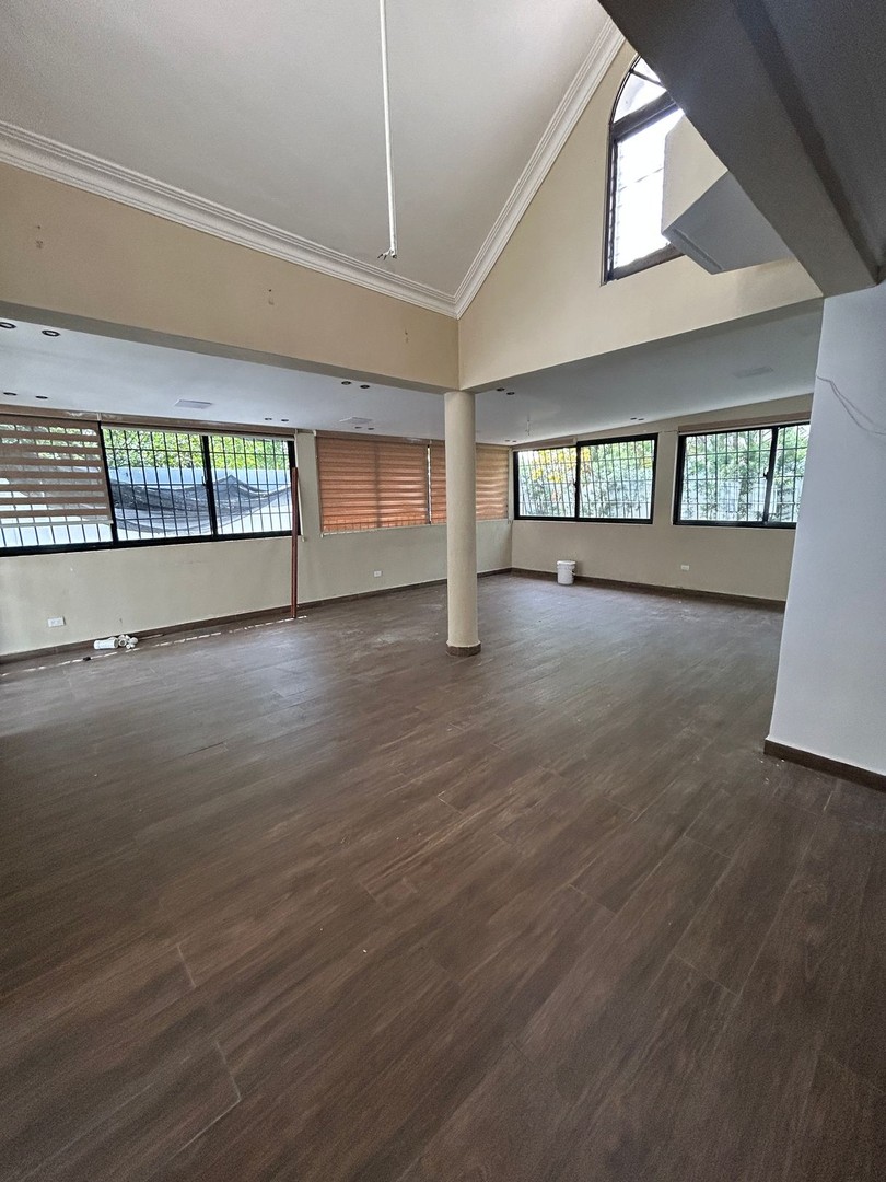apartamentos - 🏢 ¡ALQUILER COMERCIAL! Espaciosa Propiedad en El Millón – Ideal para Empresas � 3