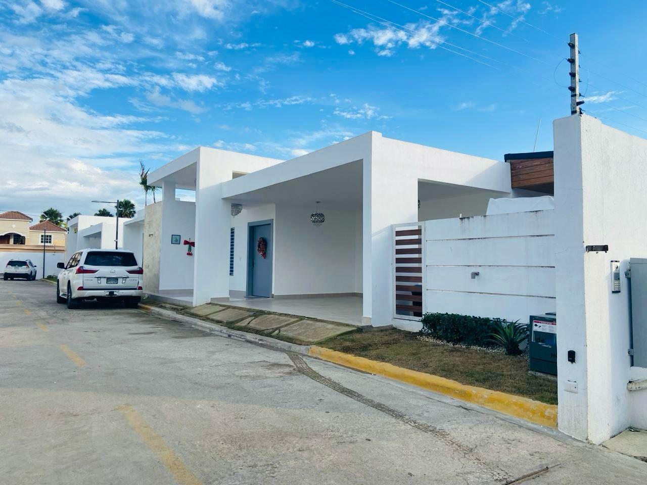 casas - CASA EN VENTA EN PONTEZUELA, SANTIAGO. 2