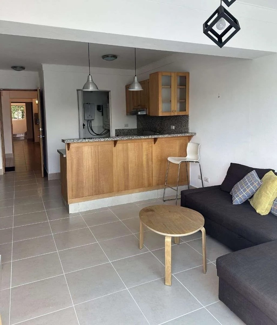 apartamentos - Apartamento en alquiler de 1 hab Evaristo Morales
$750usd. Amueblado $830usd.  9
