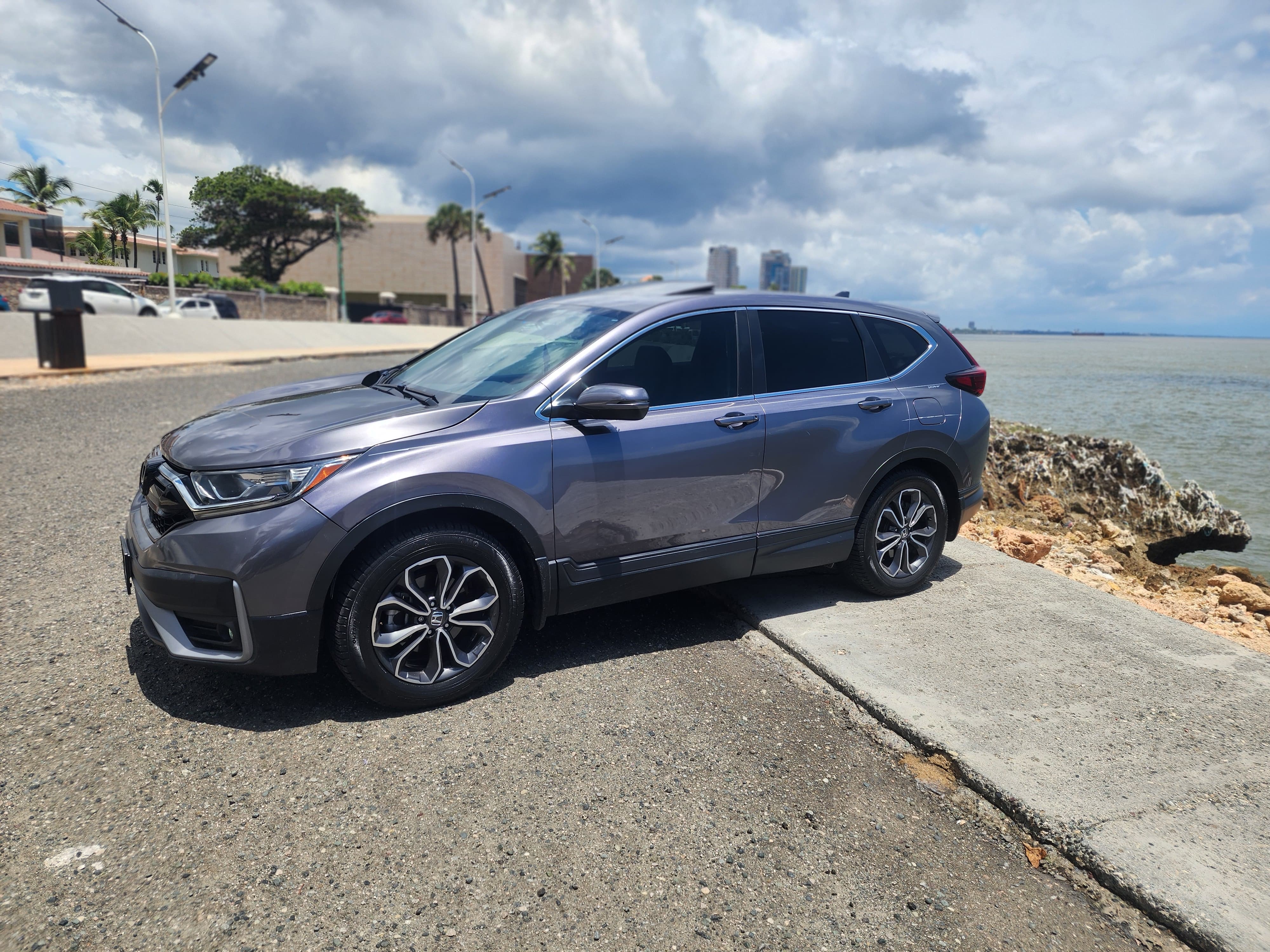jeepetas y camionetas - Honda CRV 2020 EXL / Negociable 2