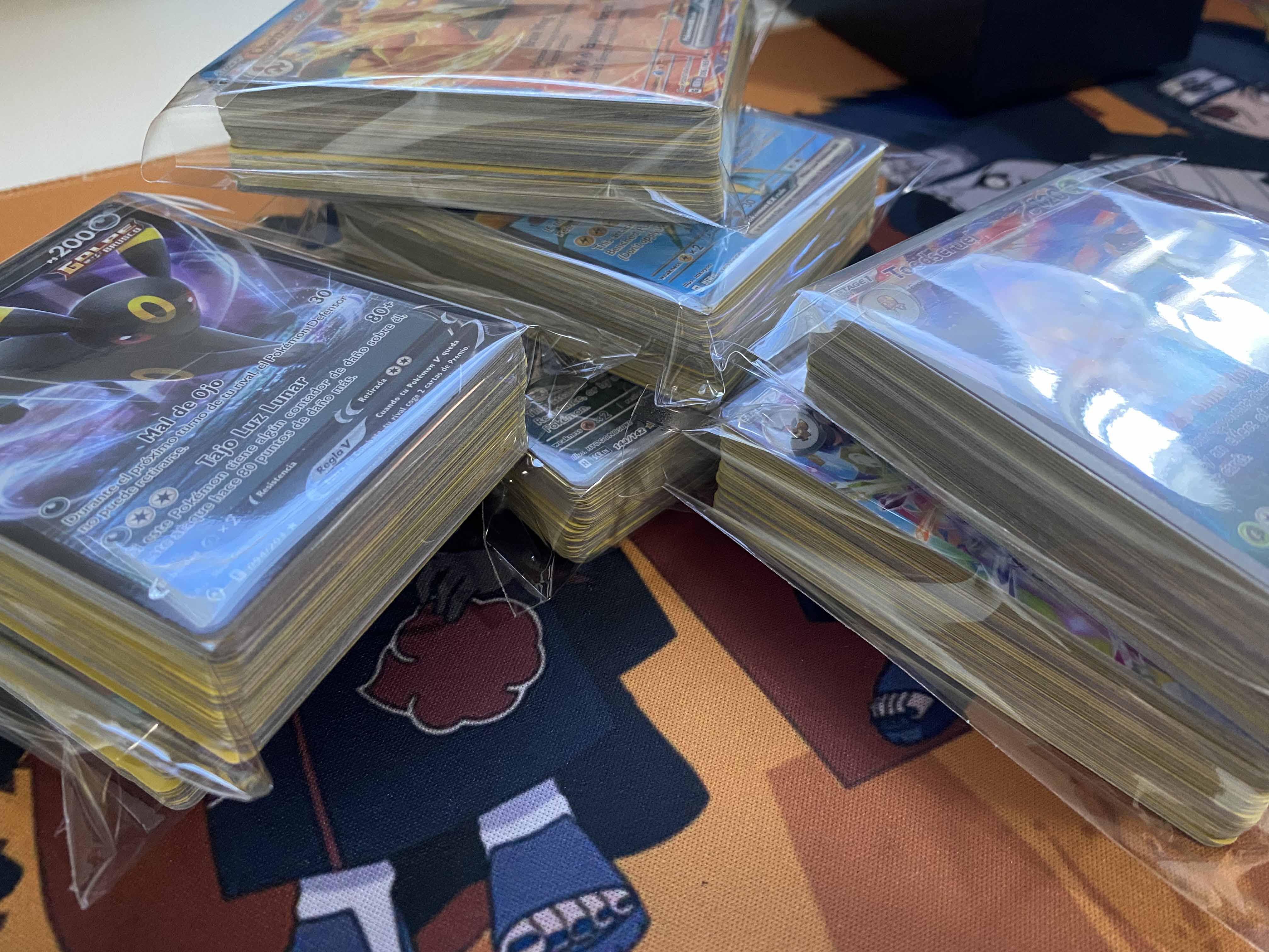 hobby y coleccion - Pack 70 Tarjetas Pokémon (+30 Gratis) 1