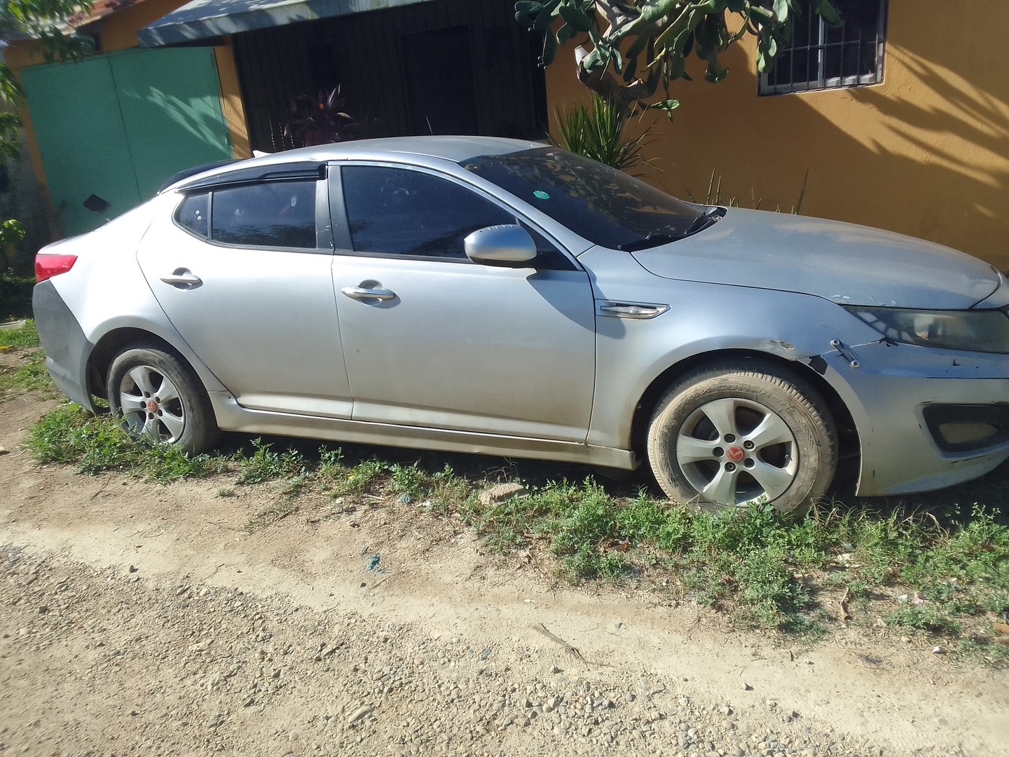 carros - Kia k5 2011 lo vendo en 230k  2