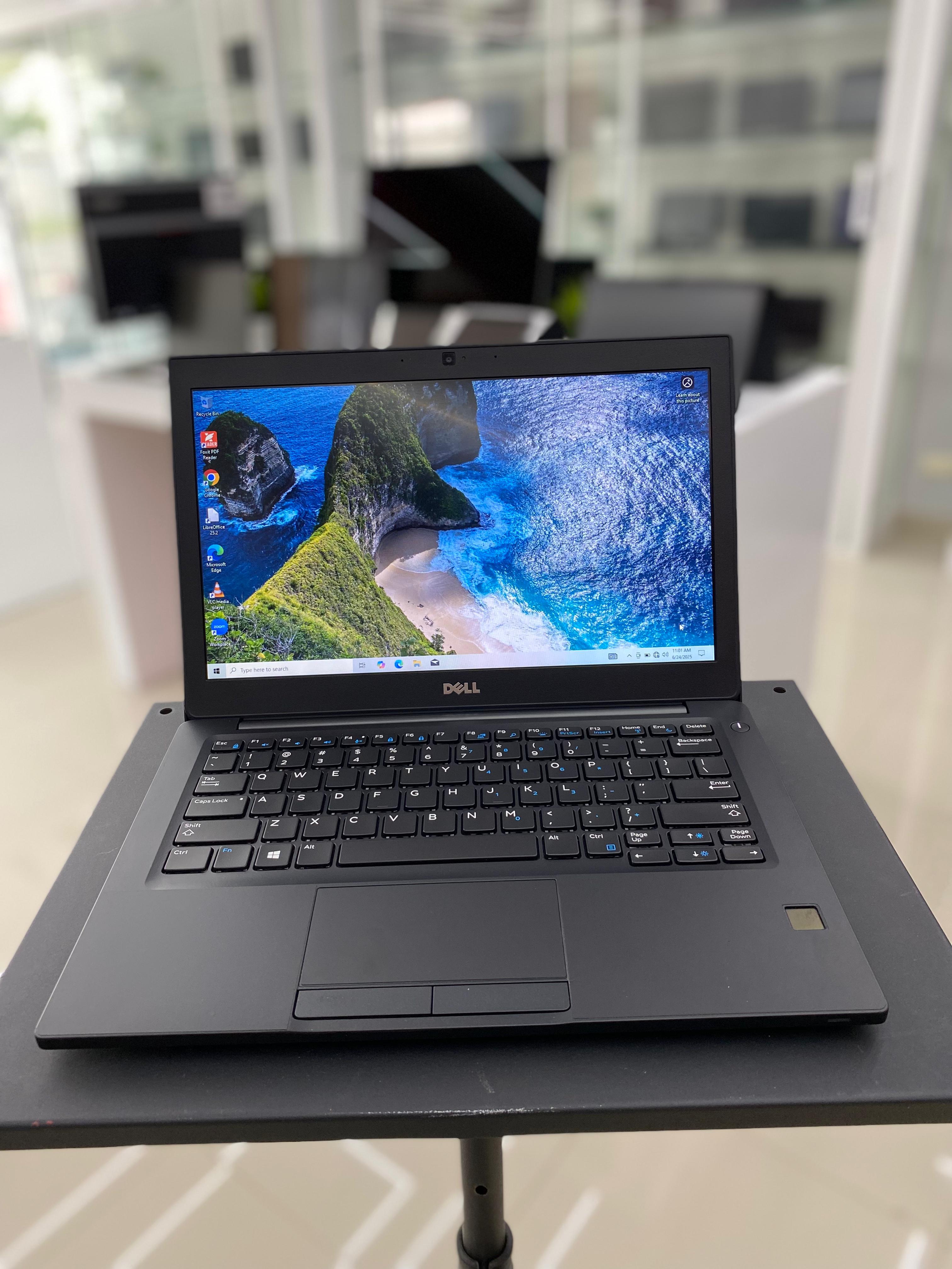 computadoras y laptops - Laptop Dell Latitude E7280 core i7 7ma Gen 13 pulg 0