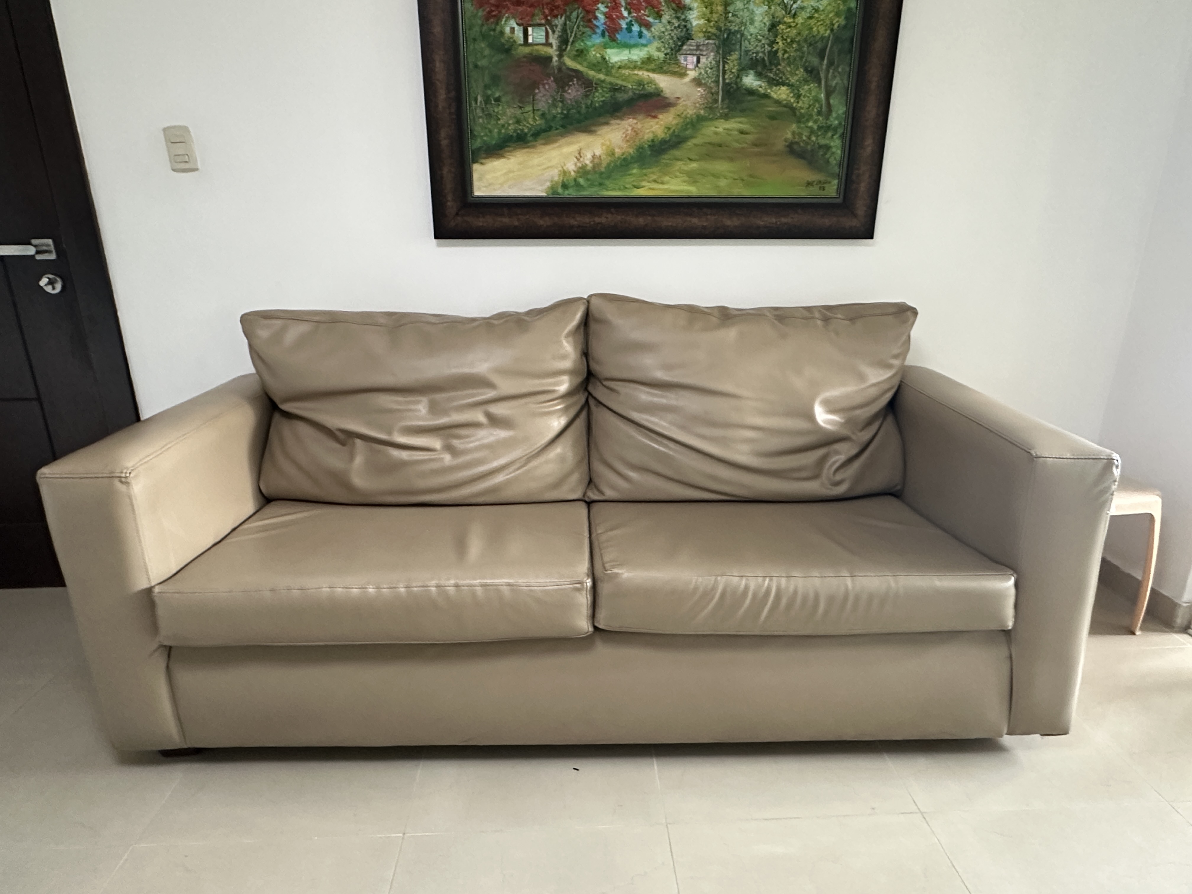 muebles y colchones - Venta de Mueble de Leather: Estilo y Durabilidad Garantizados 0