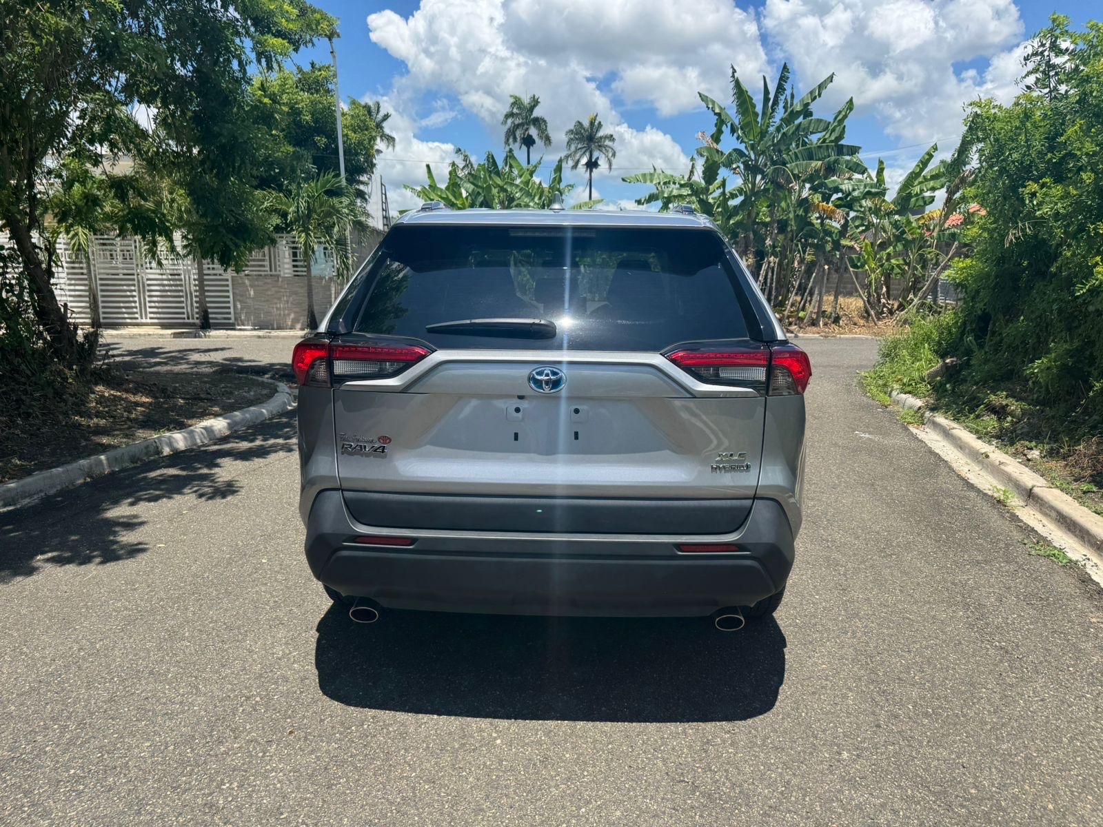 jeepetas y camionetas - Toyota RAV4 XLE AWD Hybrid 2022  3