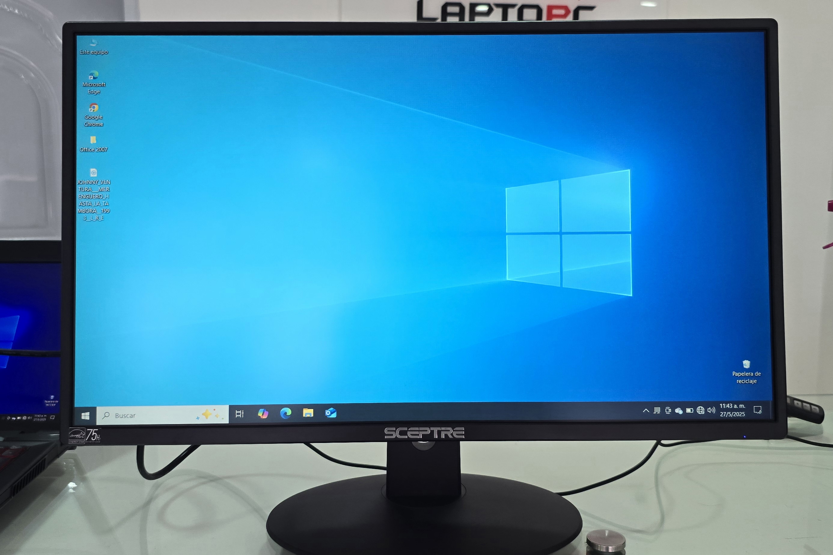 computadoras y laptops - Monitor Sceptre Sin Bordes 24 Pulgadas dos hdmi  2