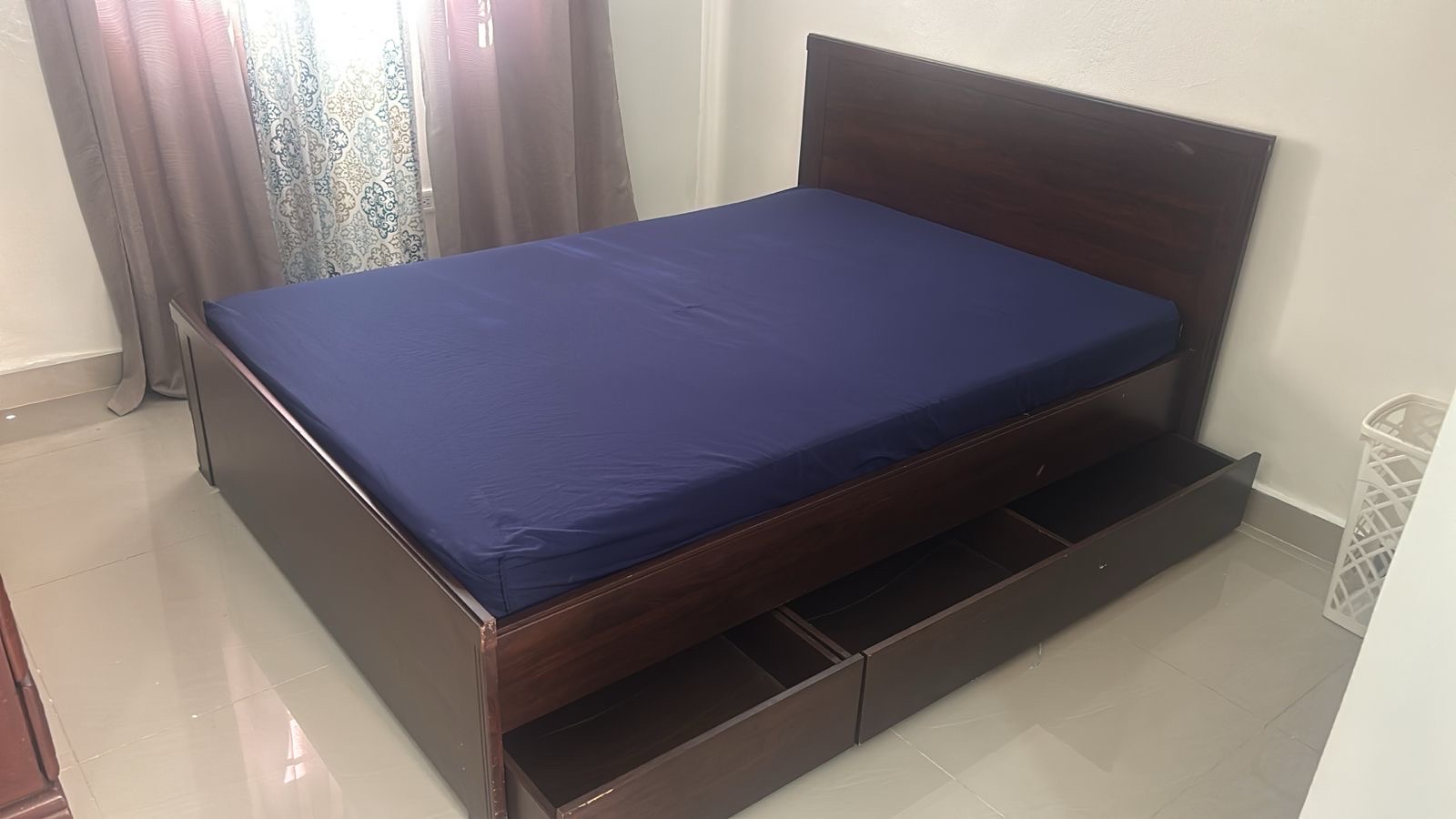muebles y colchones - cama con cajones, colchón y cavetero 1
