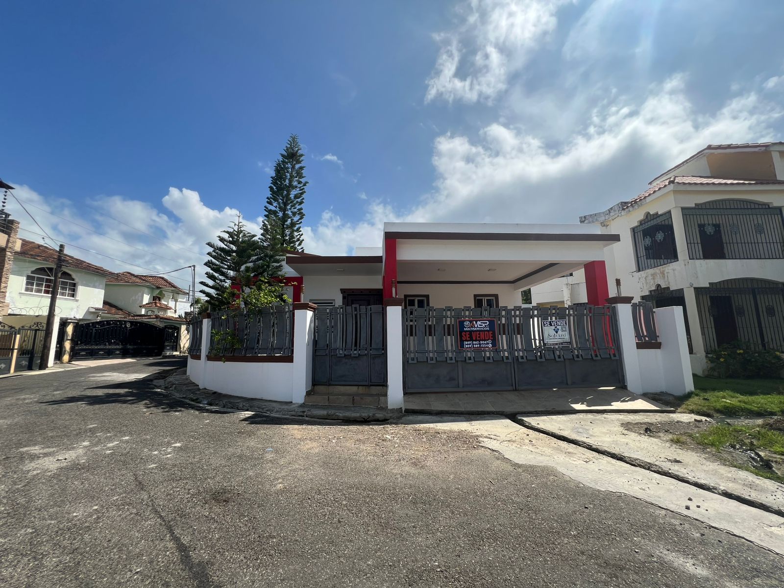 casas - Hermosa Casa con Patio en Puerto Plata- Parte Alta 0