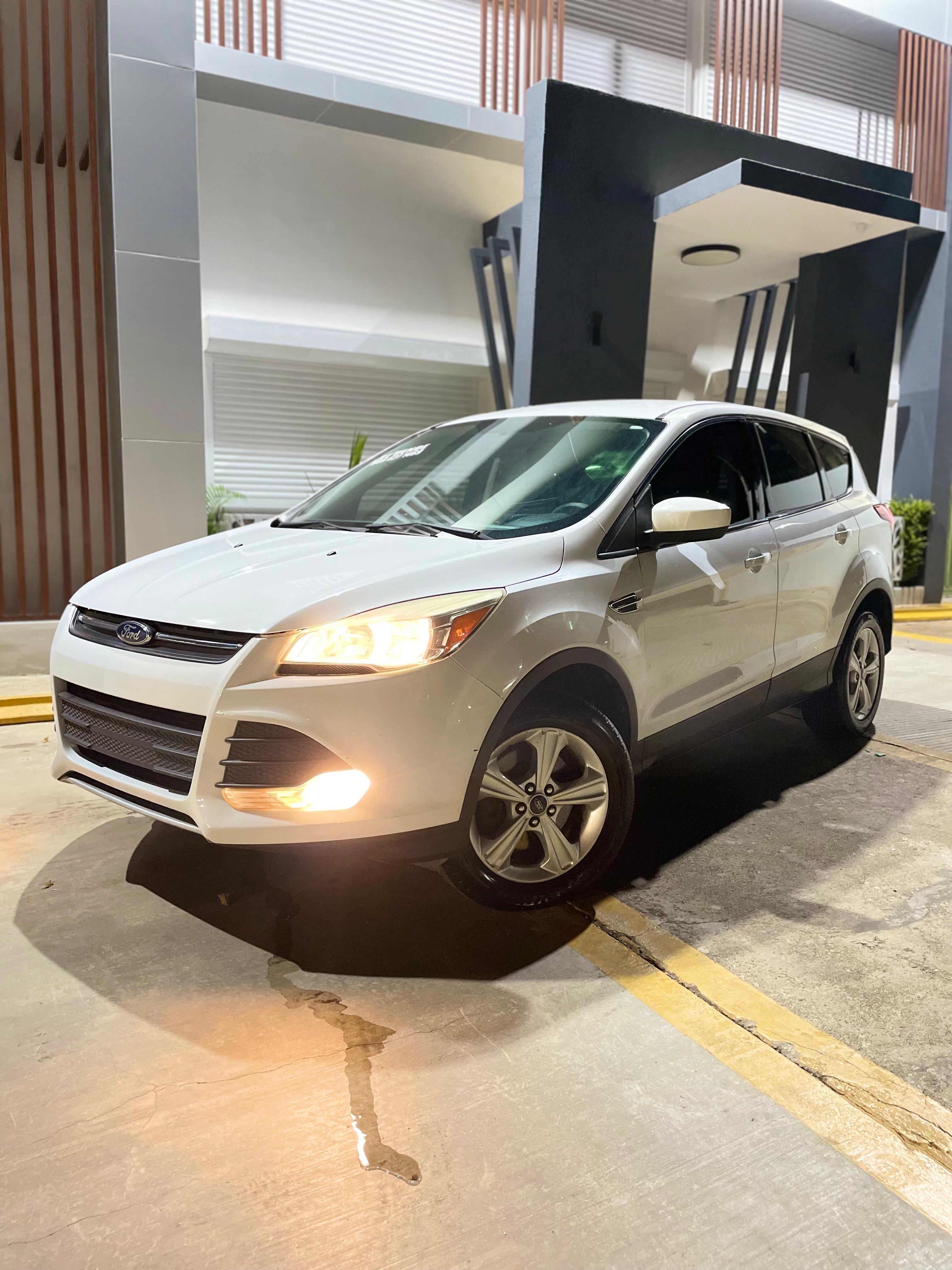 jeepetas y camionetas - De oportunidad Ford escape 2013 3