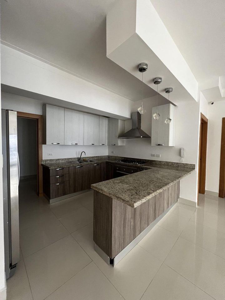 apartamentos - Apartamento en piantini 8vo nivel 2 habit. 1558 8