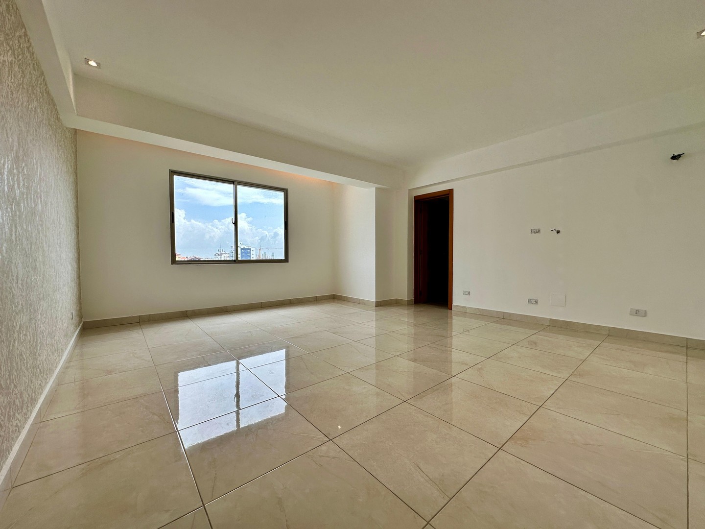 apartamentos - Apartamento en venta Alma Rosa I, Sexto Piso con ascensor y planta full (R.M) 4