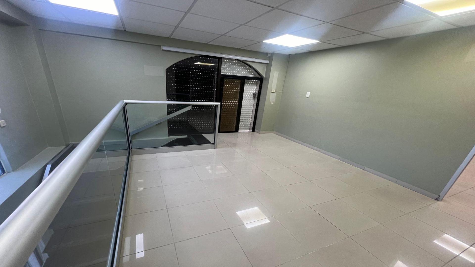 oficinas y locales comerciales - Alquilo Local Comercial en Plaza en Piantini 8