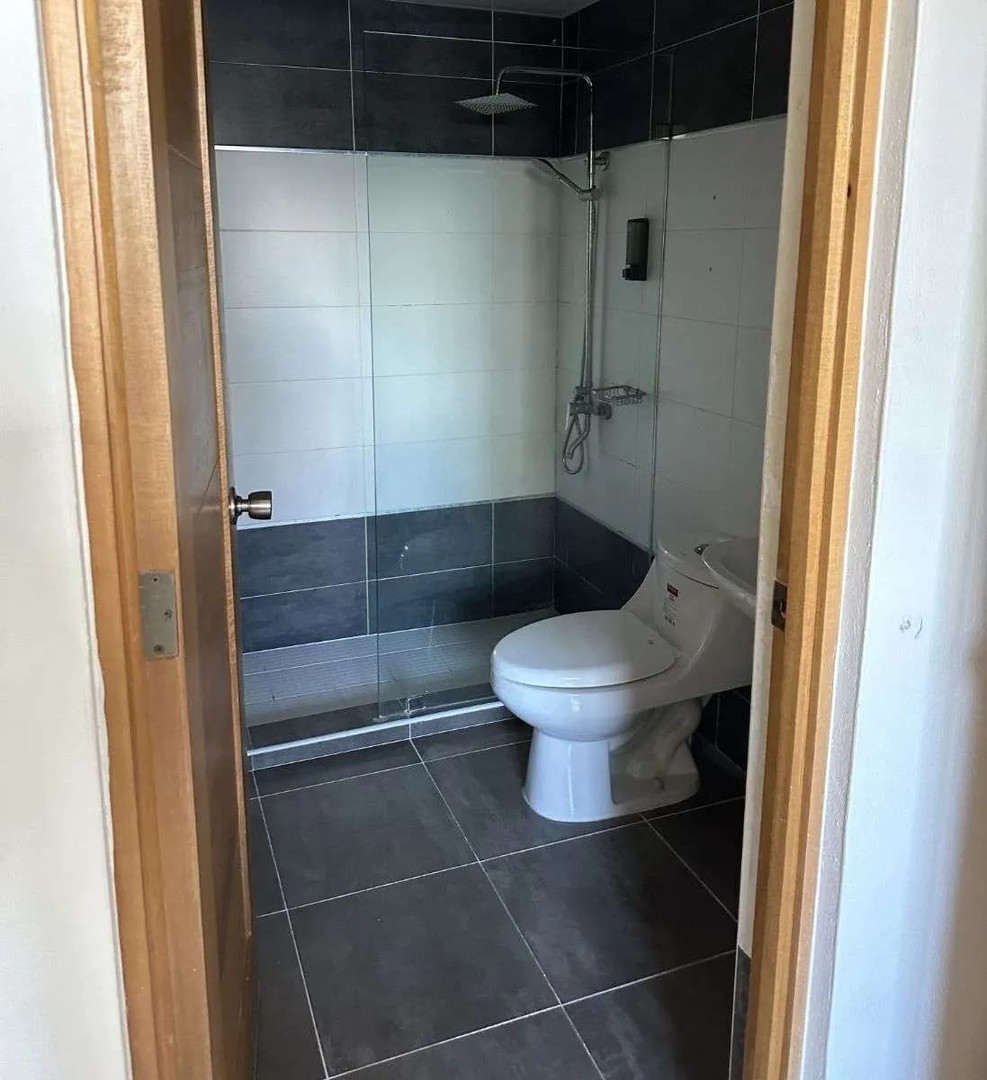apartamentos - Apartamento en alquiler de 1 hab Evaristo Morales
$750usd. Amueblado $830usd.  6