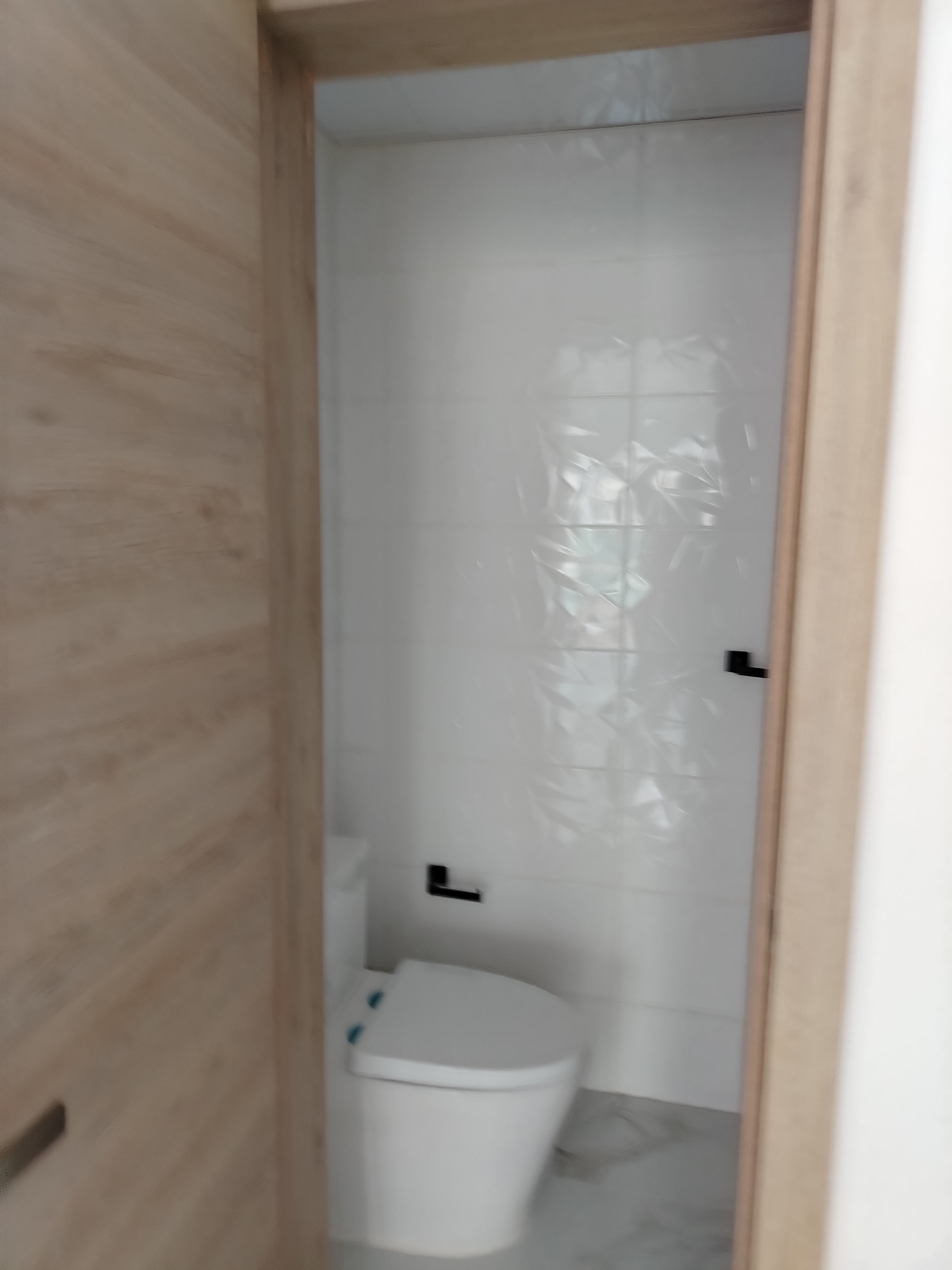 apartamentos - Alquilo hermoso apartamento en millón con línea  3