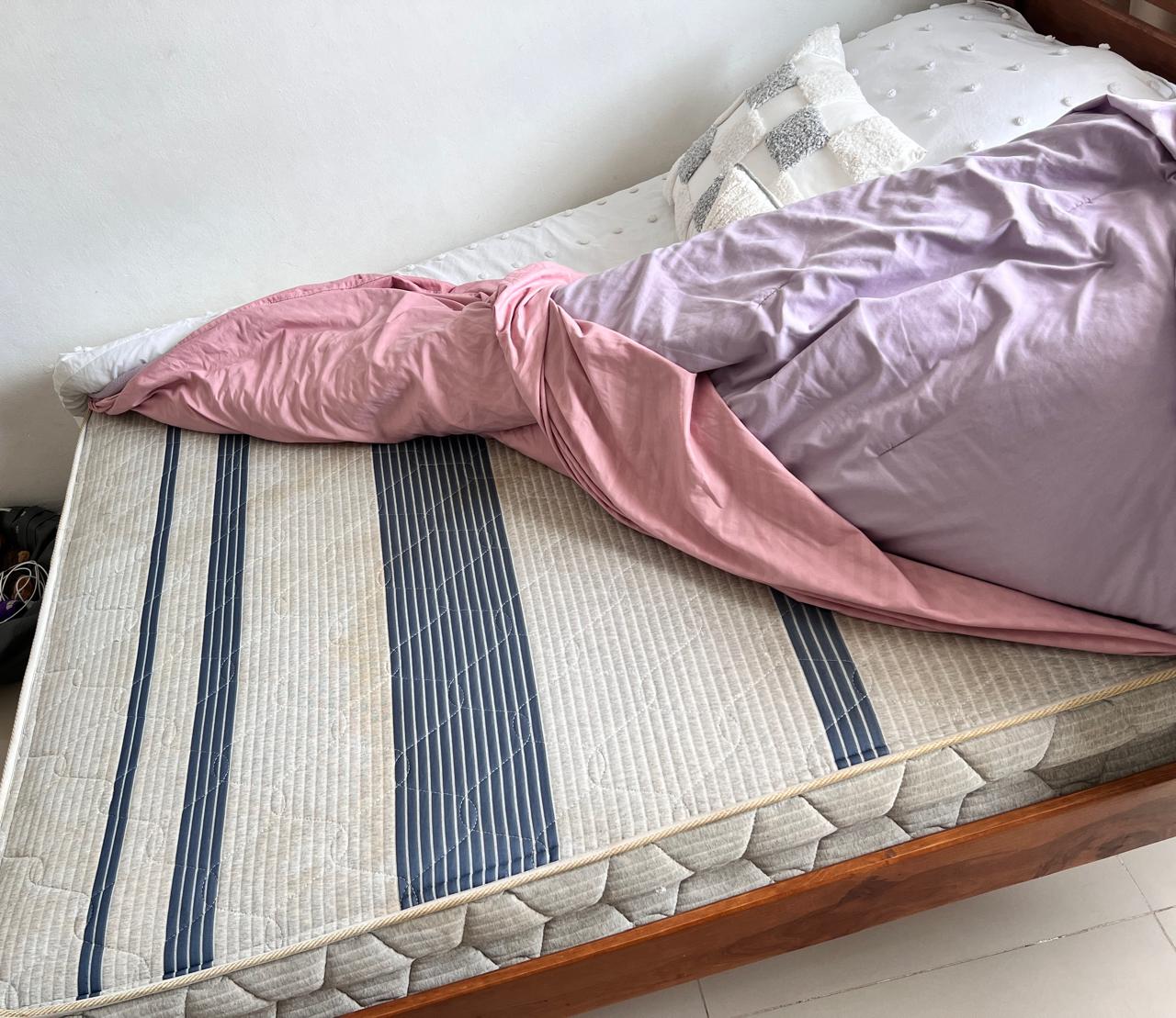 muebles y colchones - CAMA KING con colchón + Twin debajo sin colchon 1