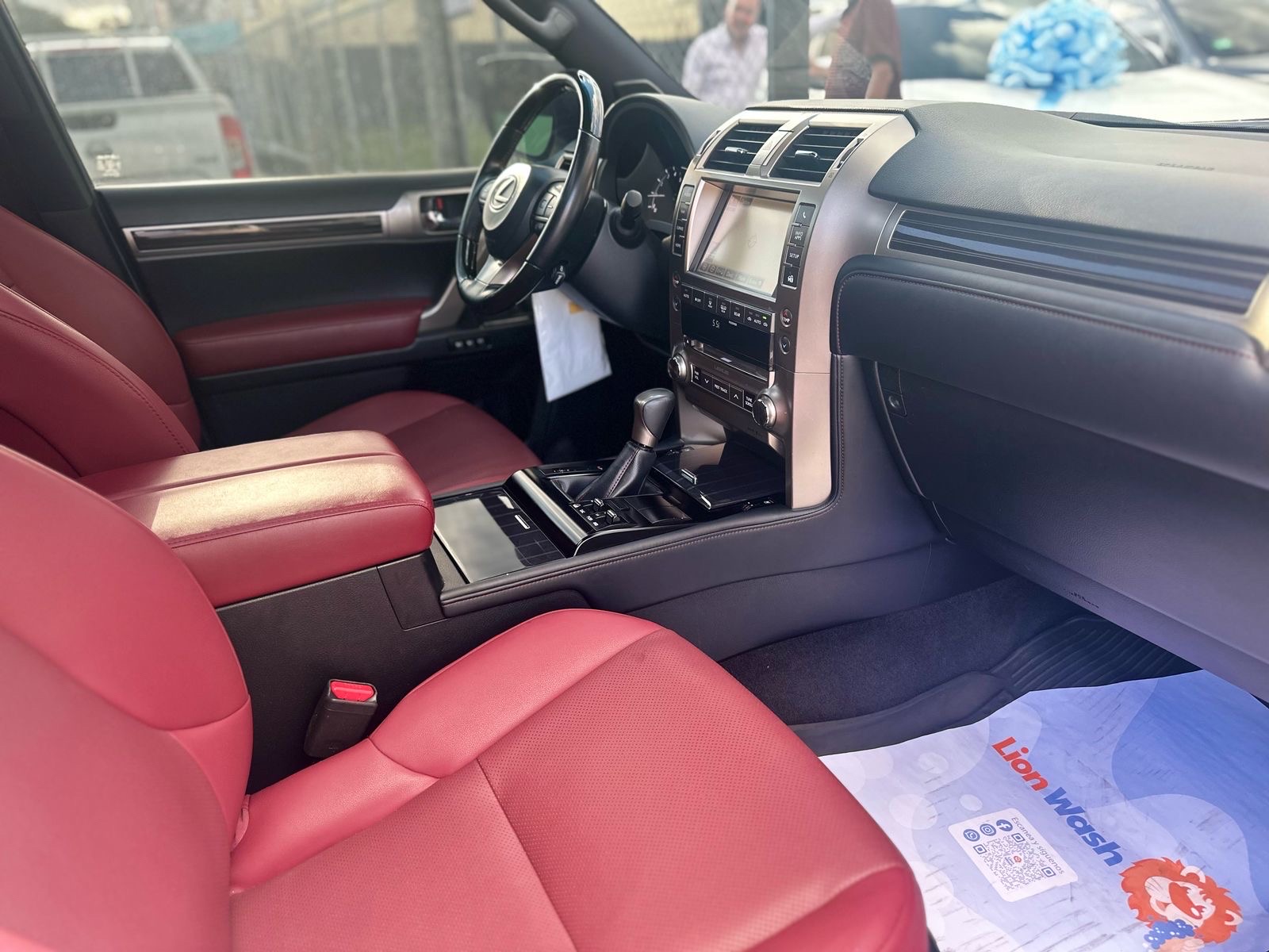 jeepetas y camionetas - Oportunidad: Lexus GX 460 4X4 2020, solo 66 mil kilómetros” 3