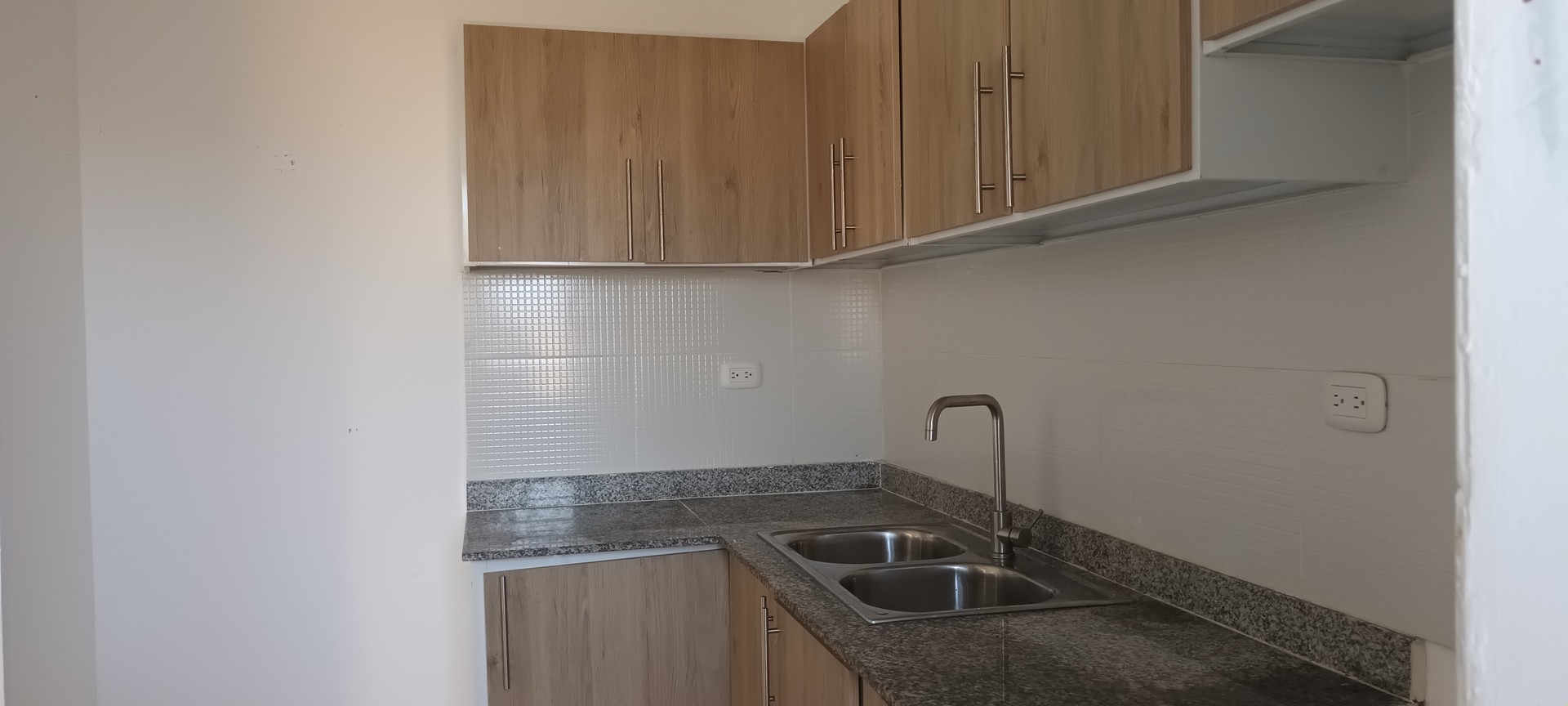 apartamentos - Apartamento 4ta Con Terraza en San Isidro, próximo a la zona Franca . 9