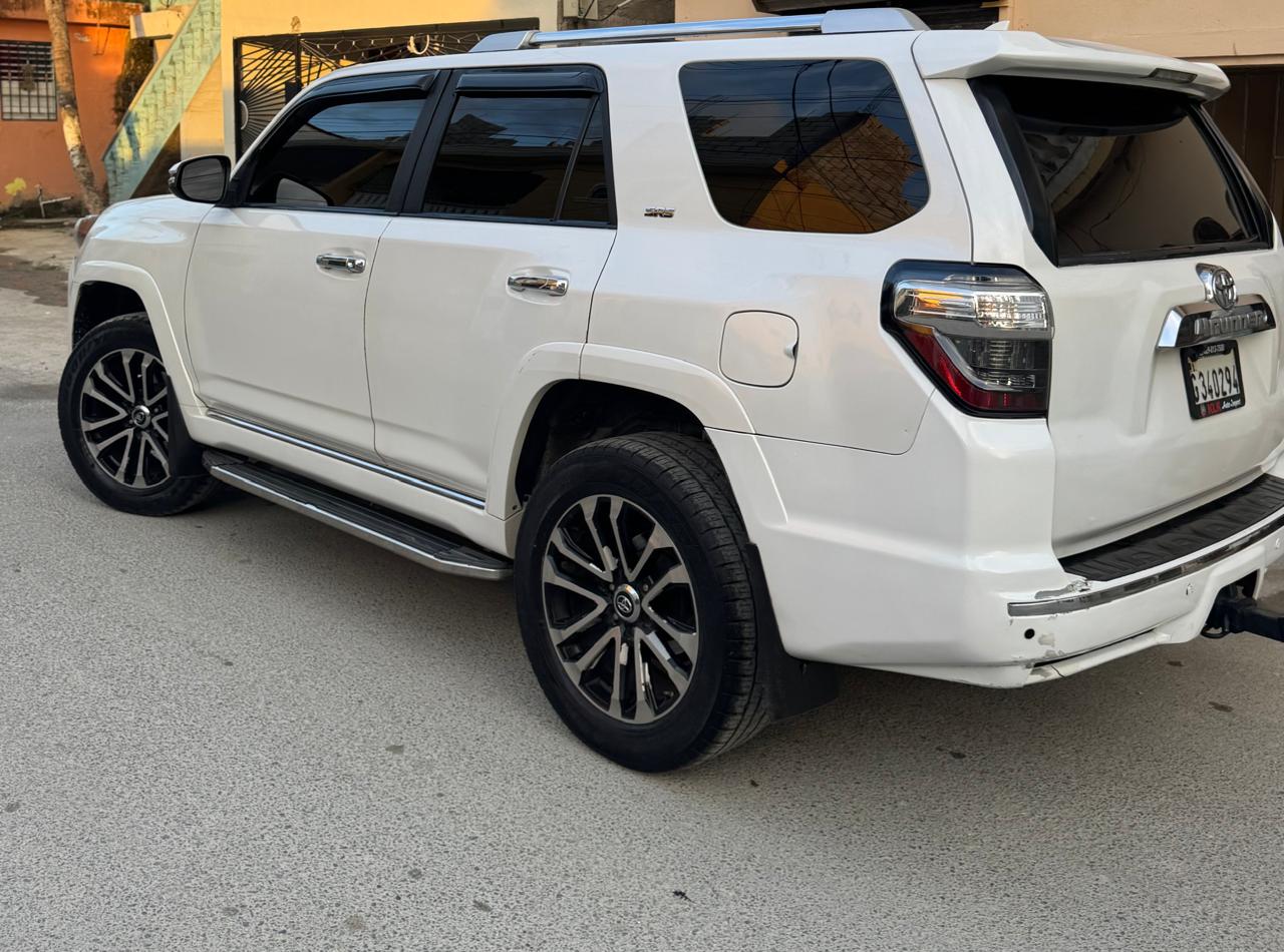 jeepetas y camionetas - Toyota 4runner 2011 5