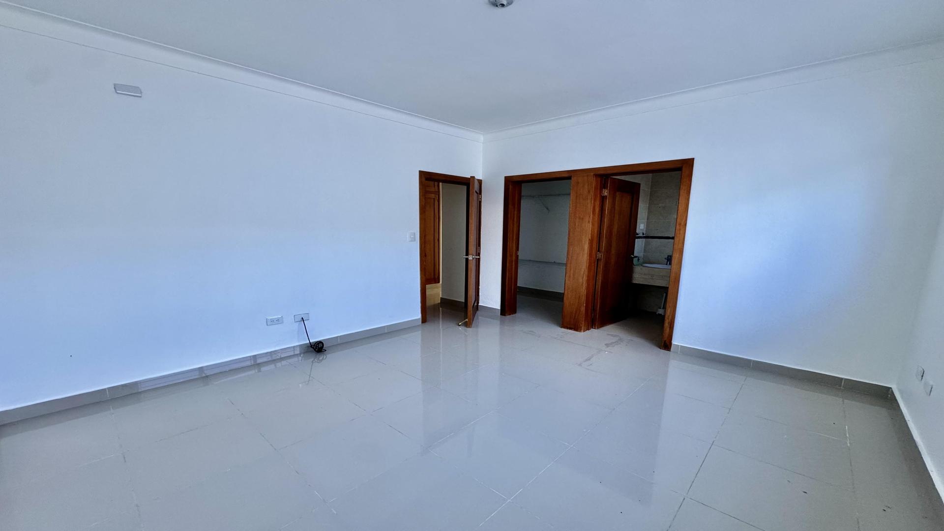 apartamentos - PRIMER NIVEL JUAN PABLO DUARTE SANTIAGO 8