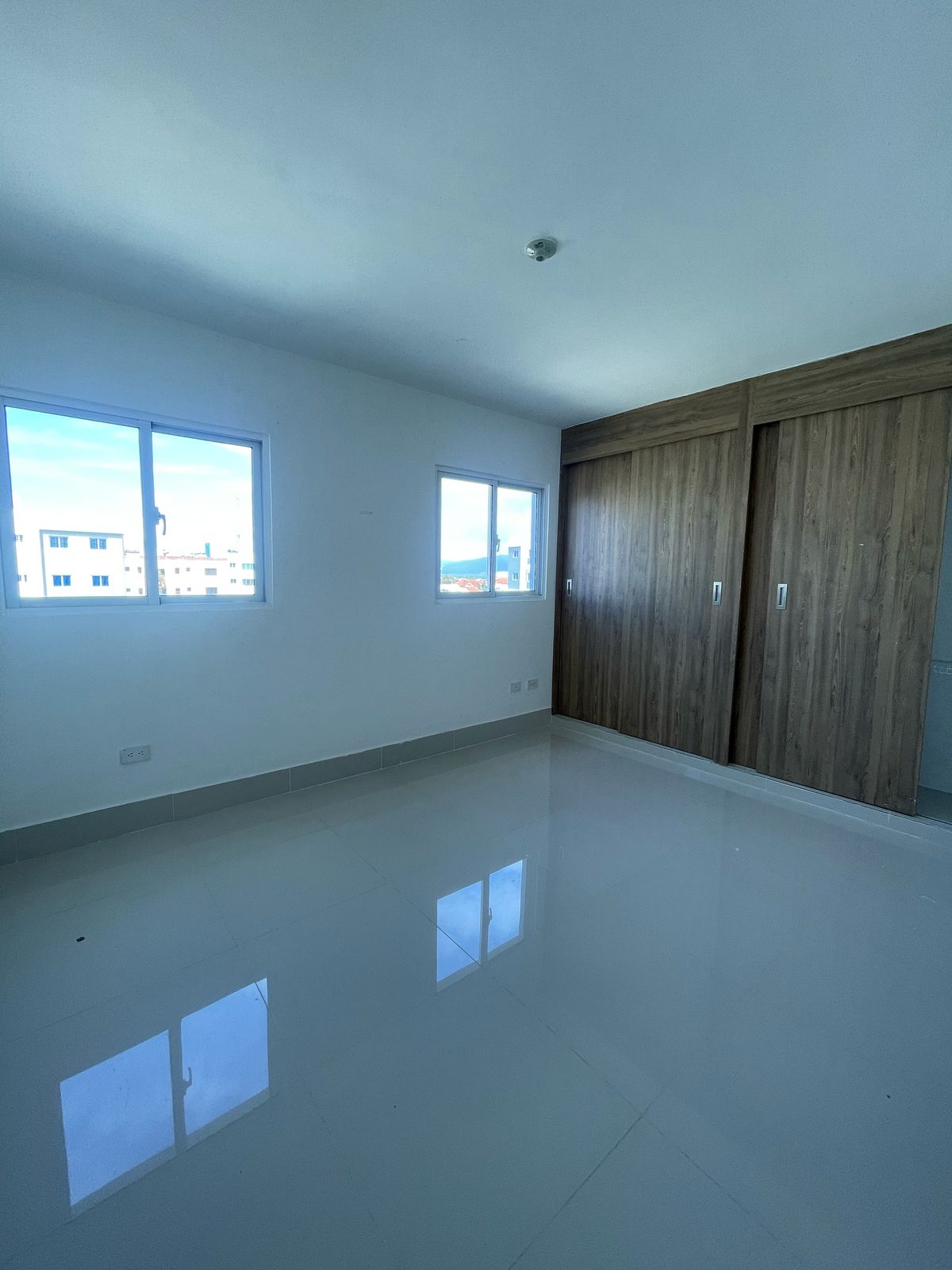 apartamentos - rento 7mo piso cerro altos  4