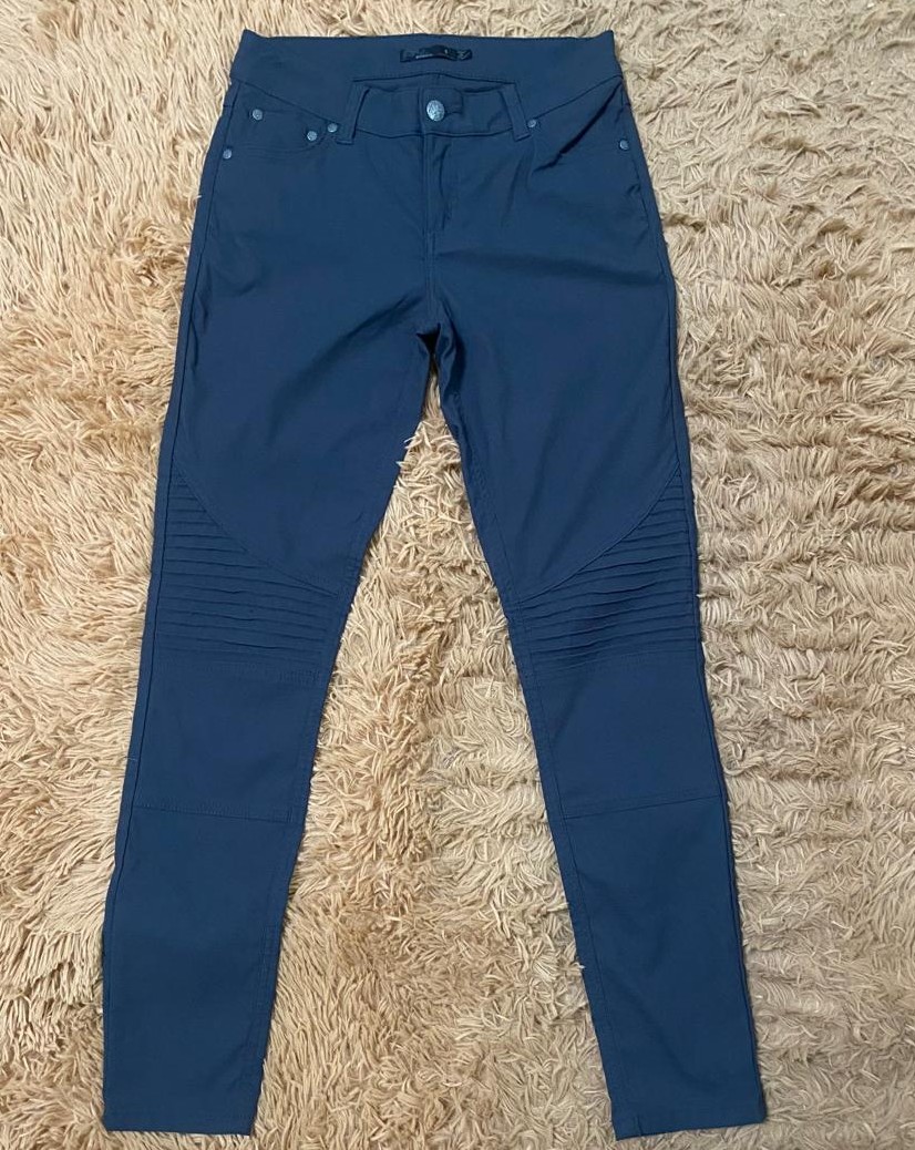 ropa para mujer - Hermoso pantalón Marca Prana 0
