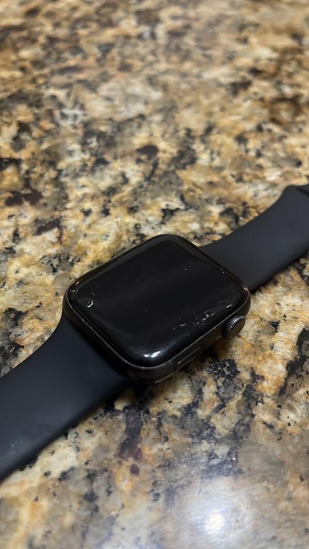 joyas, relojes y accesorios - Apple Watch SE  (precio negociable) 1