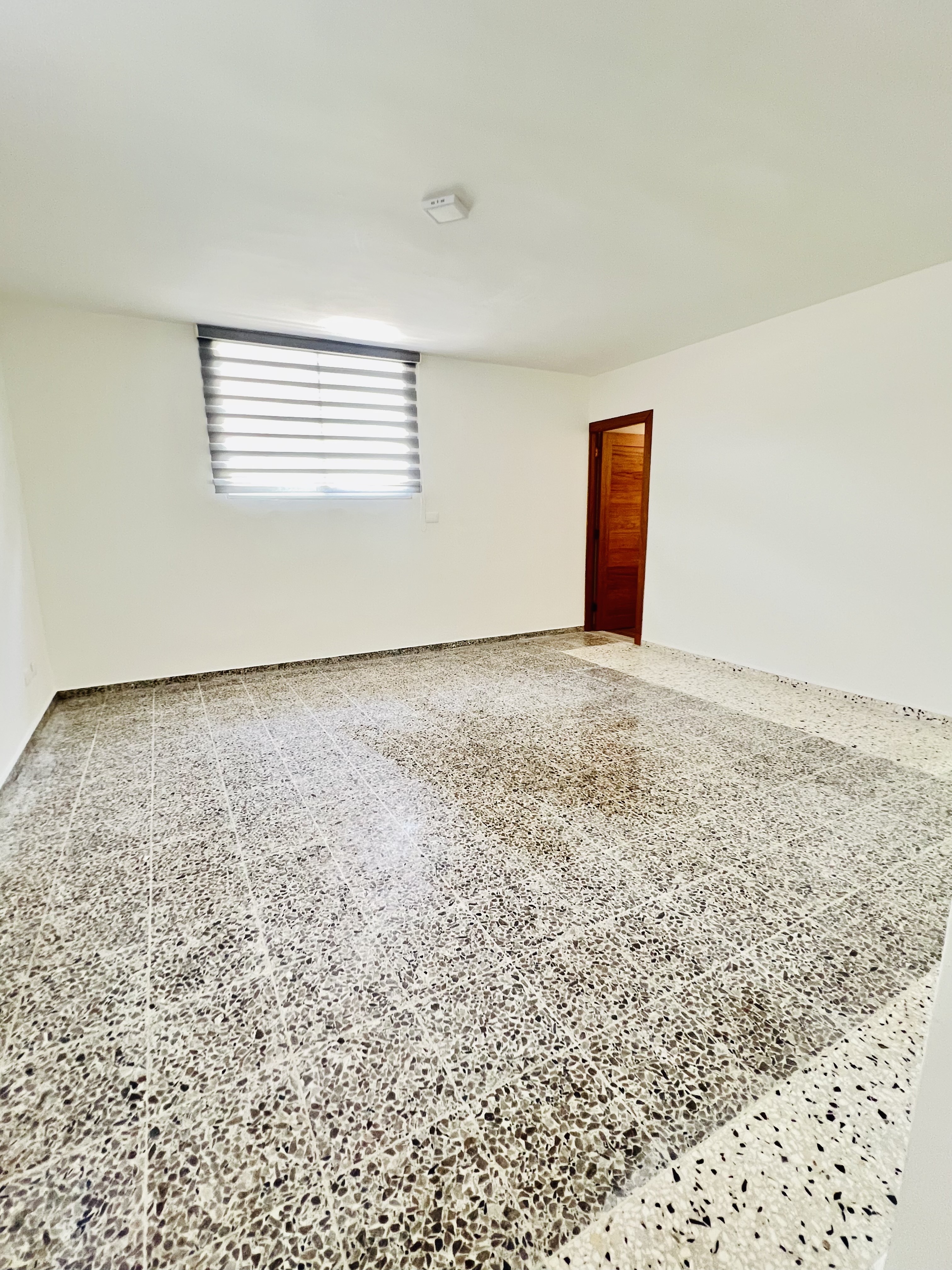 oficinas y locales comerciales - Local Comercial Miraflores 2do Nivel 7