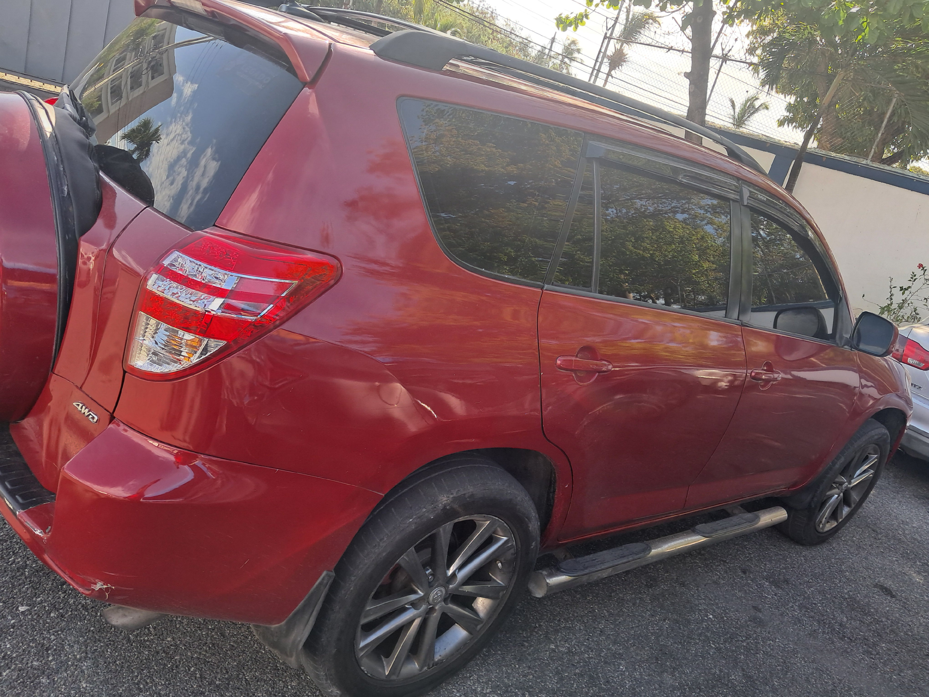 jeepetas y camionetas - Vendo Rav4 año 2009 3