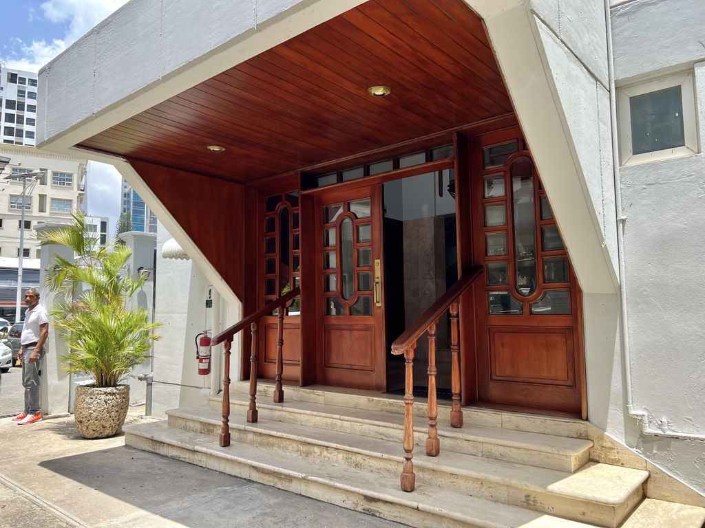 apartamentos - Apartamento Clásico con ascensor de 3hab en Naco 0