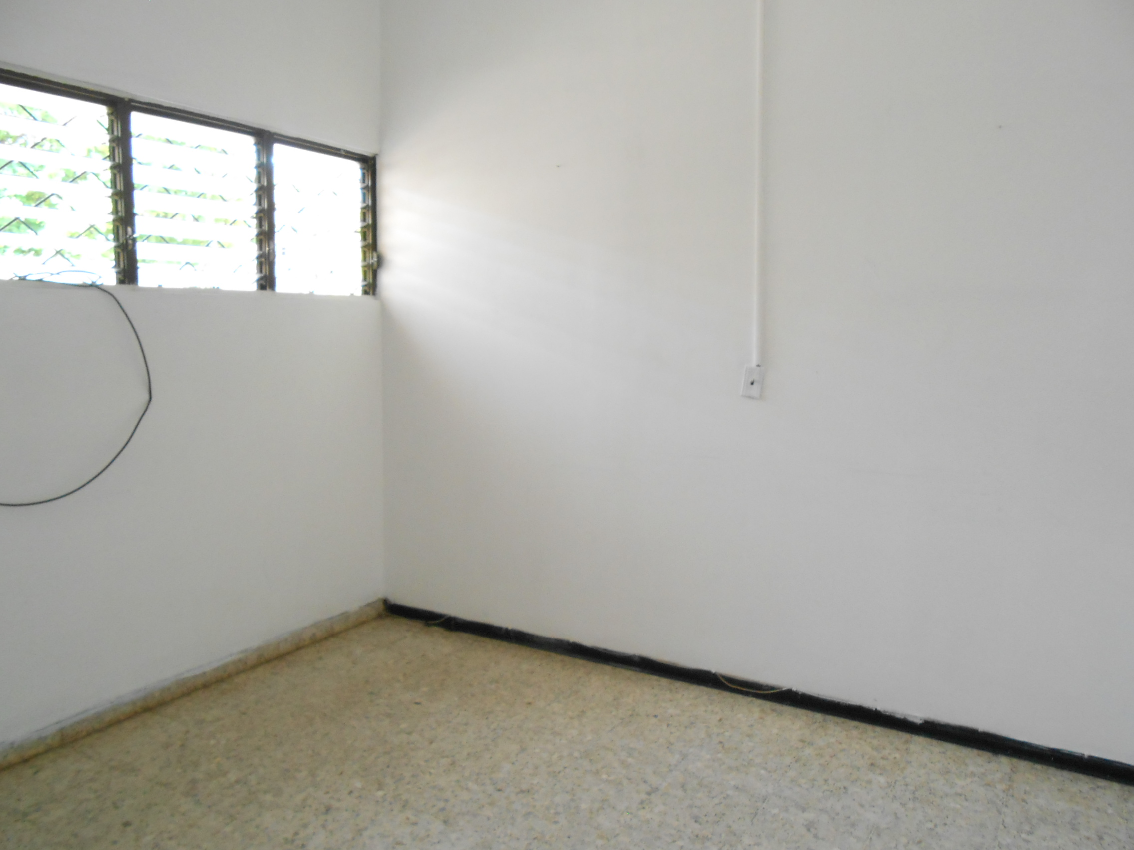 oficinas y locales comerciales - Alquiler Oficina Gazcue 1er piso  0