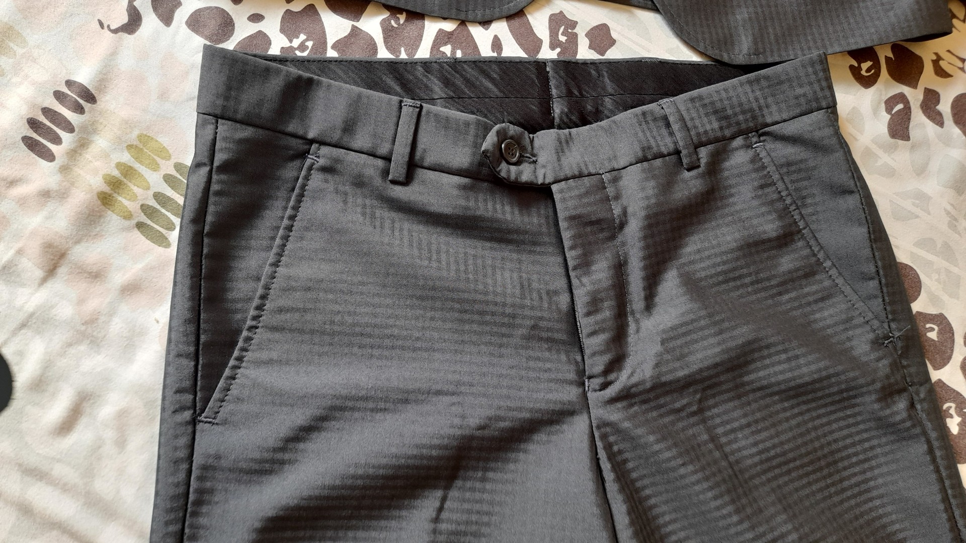 ropa para hombre - Traje Gris oscuro - Nuevo Talla 32R 2