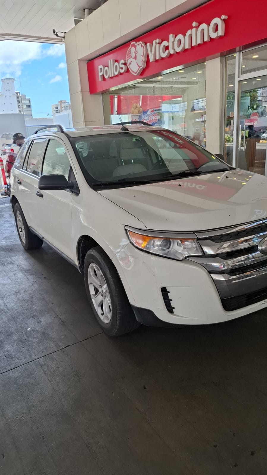 jeepetas y camionetas - Ford Edge 2013, Blanco, DOP450mil 2