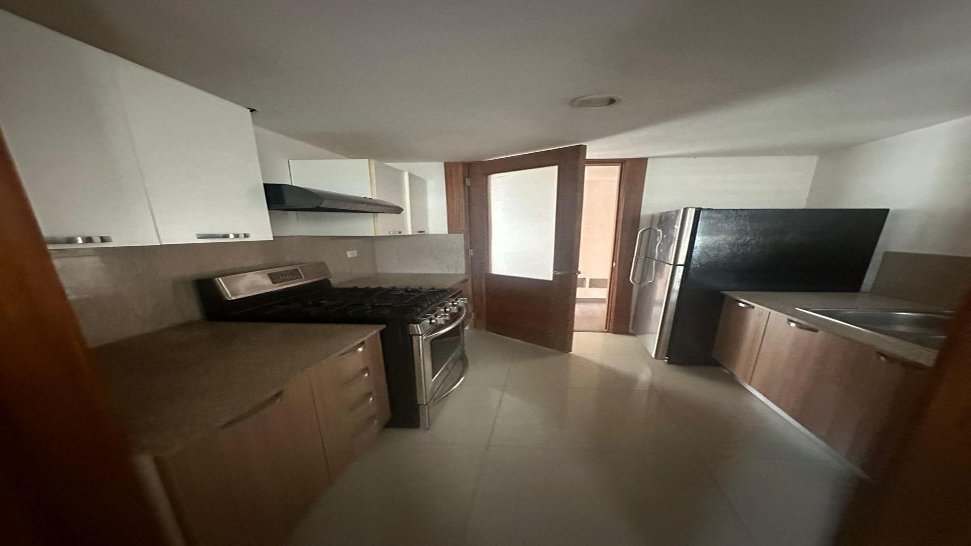 apartamentos - Apto Con Terraza en Último piso! Naco 8