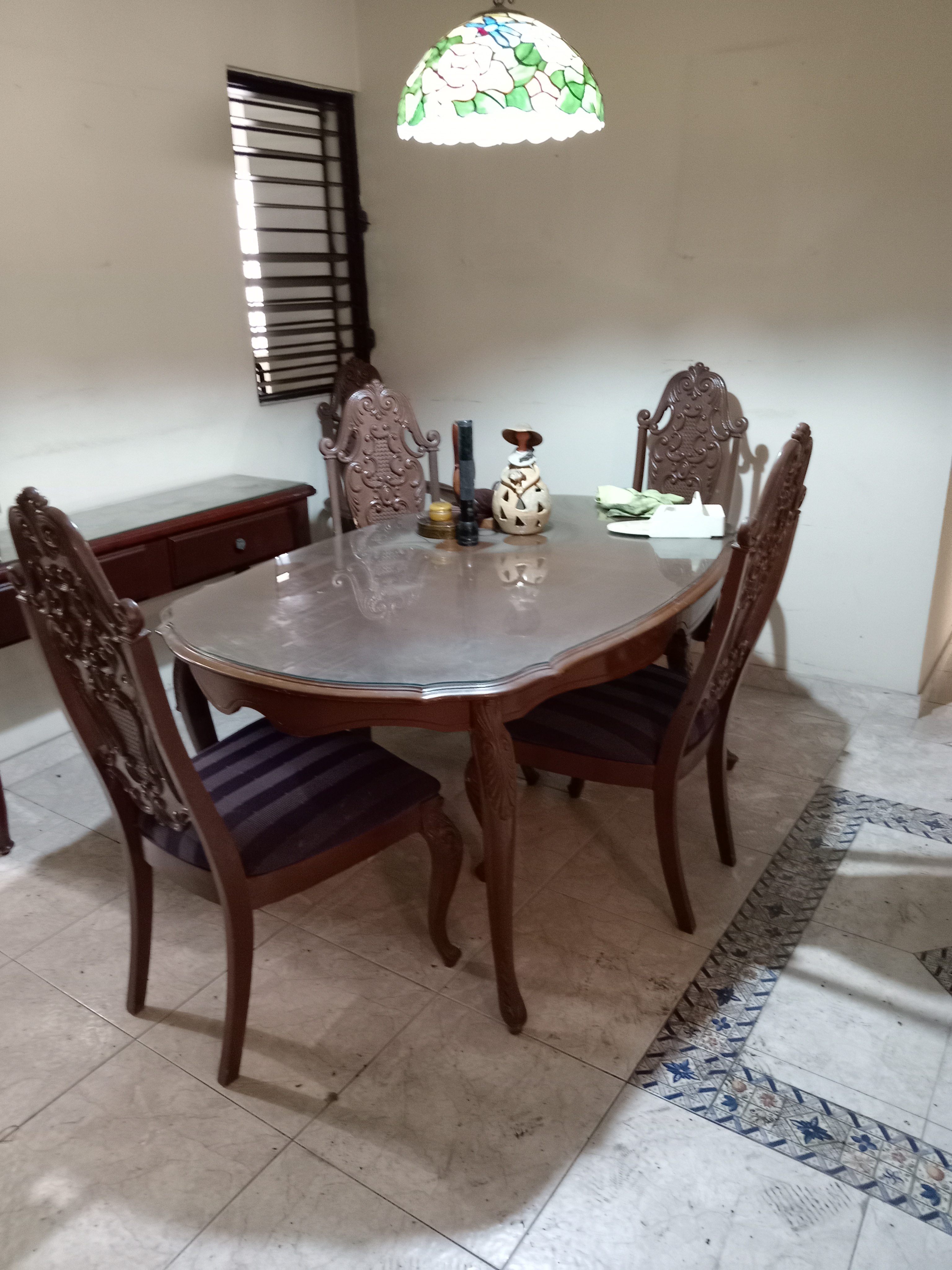 muebles y colchones - Juego de comedor antiguo 